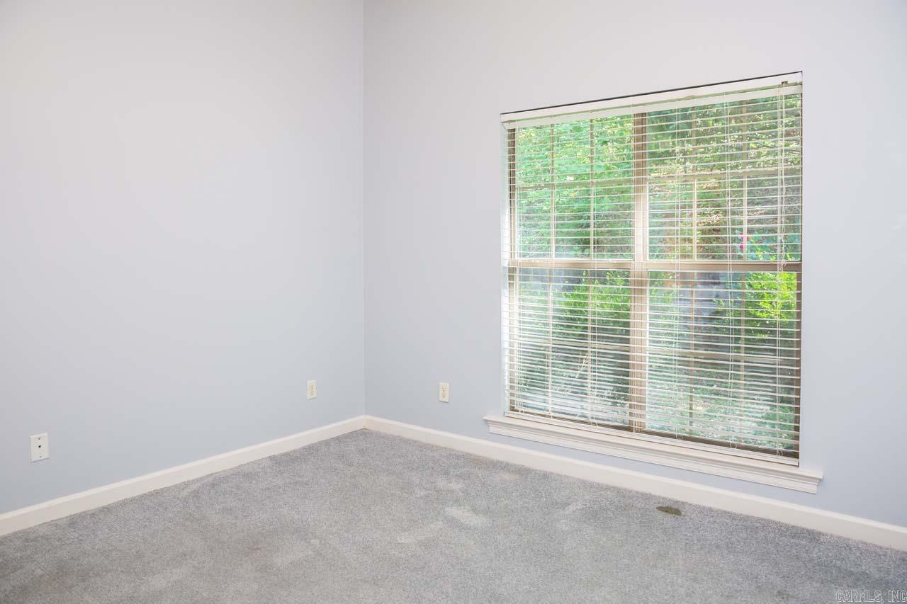CHENAL VALLEY DUQUESNE COMMUNITY - Residential