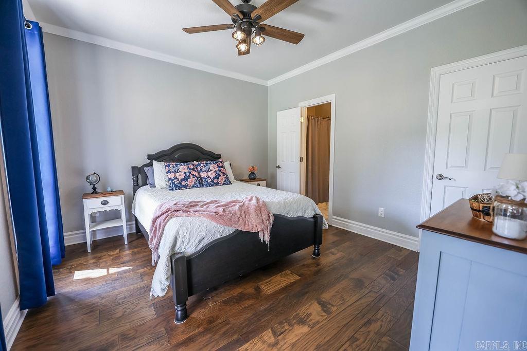 MEADOW HILLS - Residential