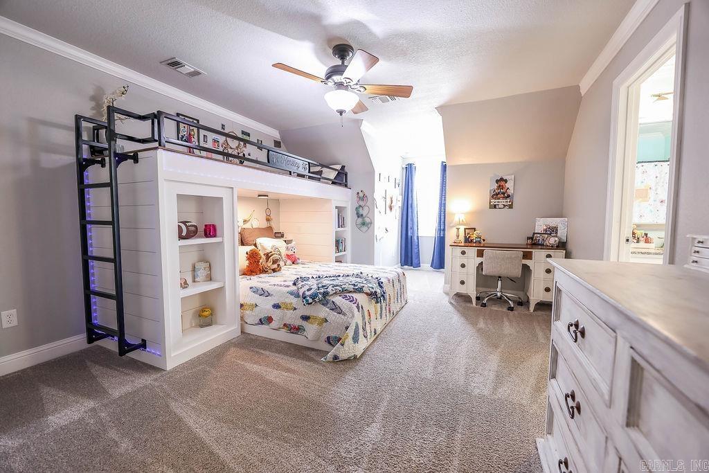 MEADOW HILLS - Residential