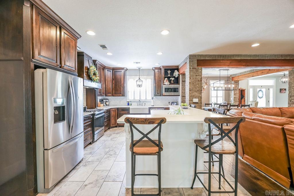 MEADOW HILLS - Residential