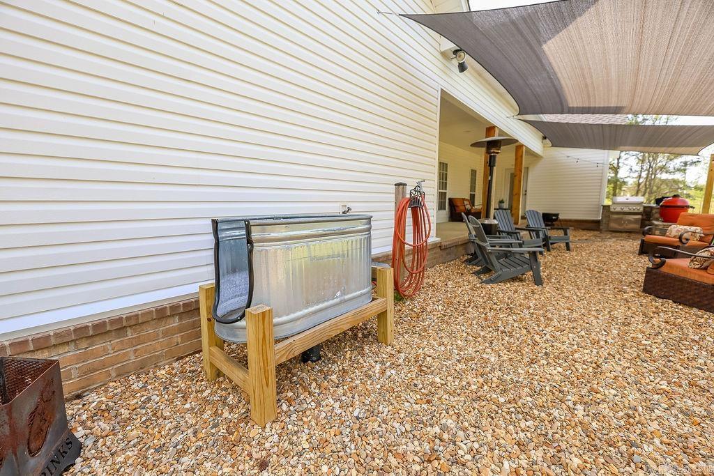 MEADOW HILLS - Residential