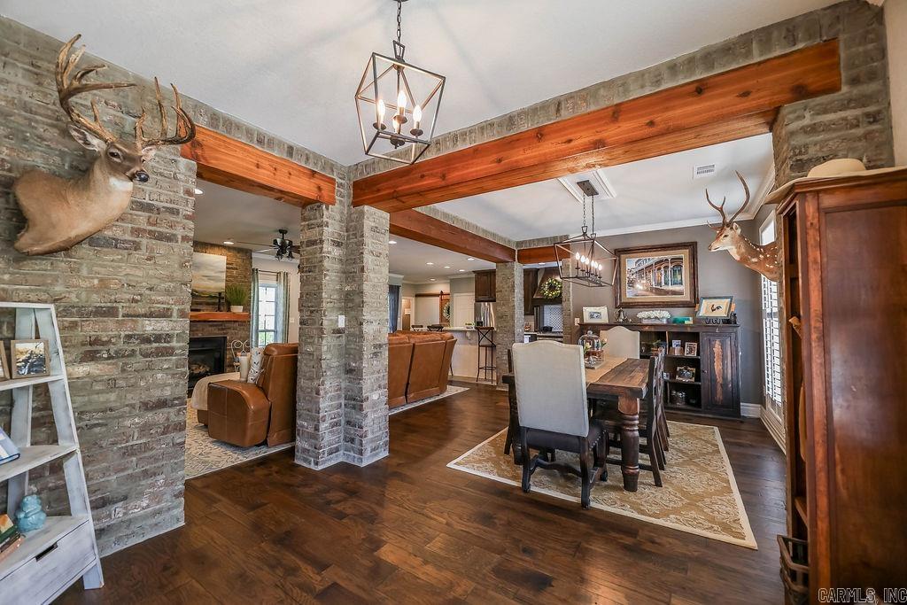 MEADOW HILLS - Residential