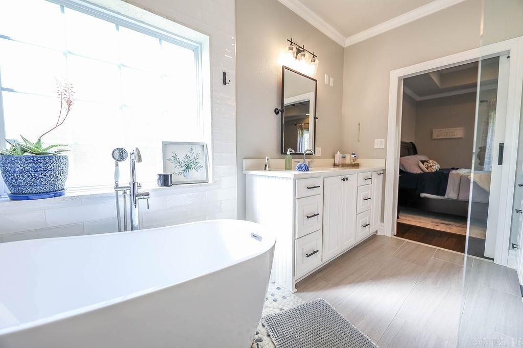 MEADOW HILLS - Residential