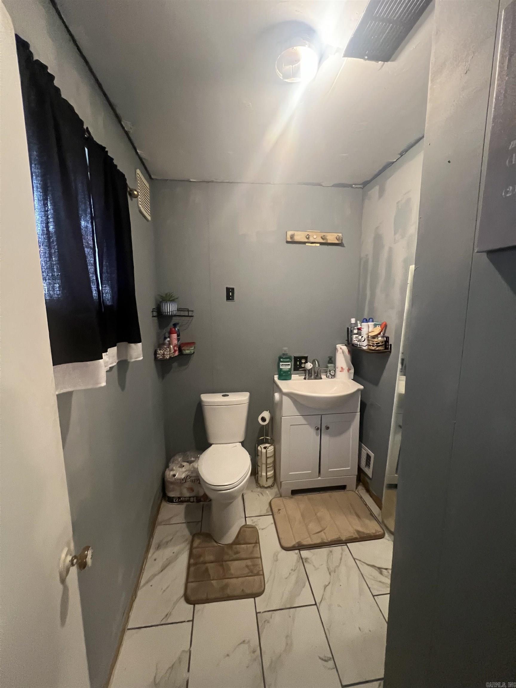 RAINEYS MINOR - Residential