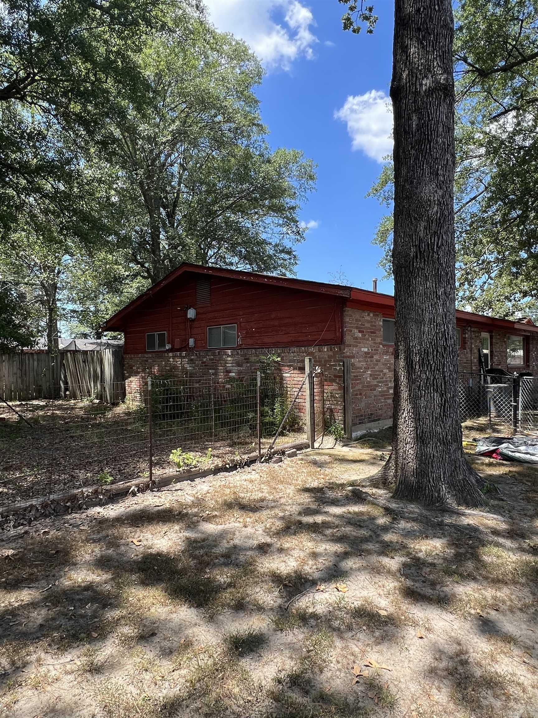 RAINEYS MINOR - Residential