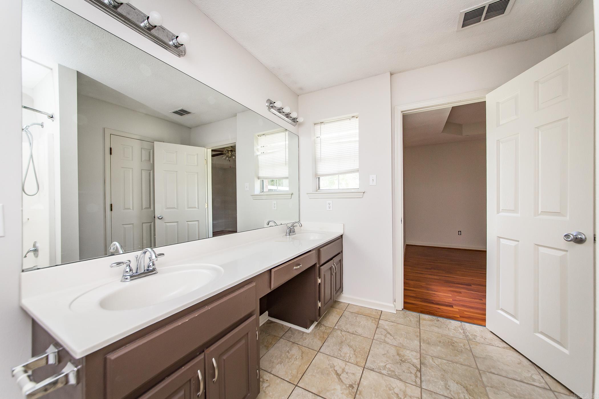 WOODBRIDGE - Residential