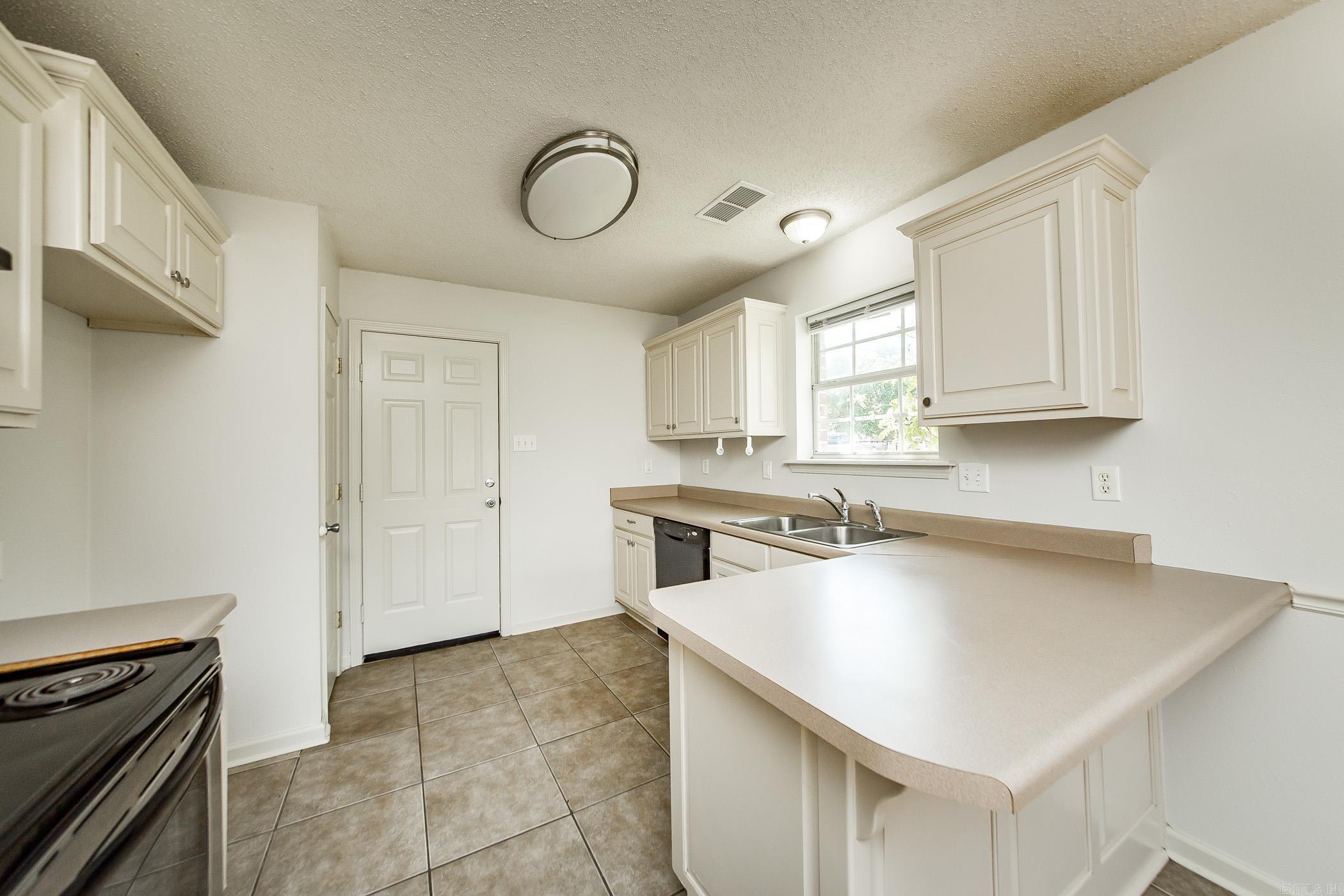 WOODBRIDGE - Residential