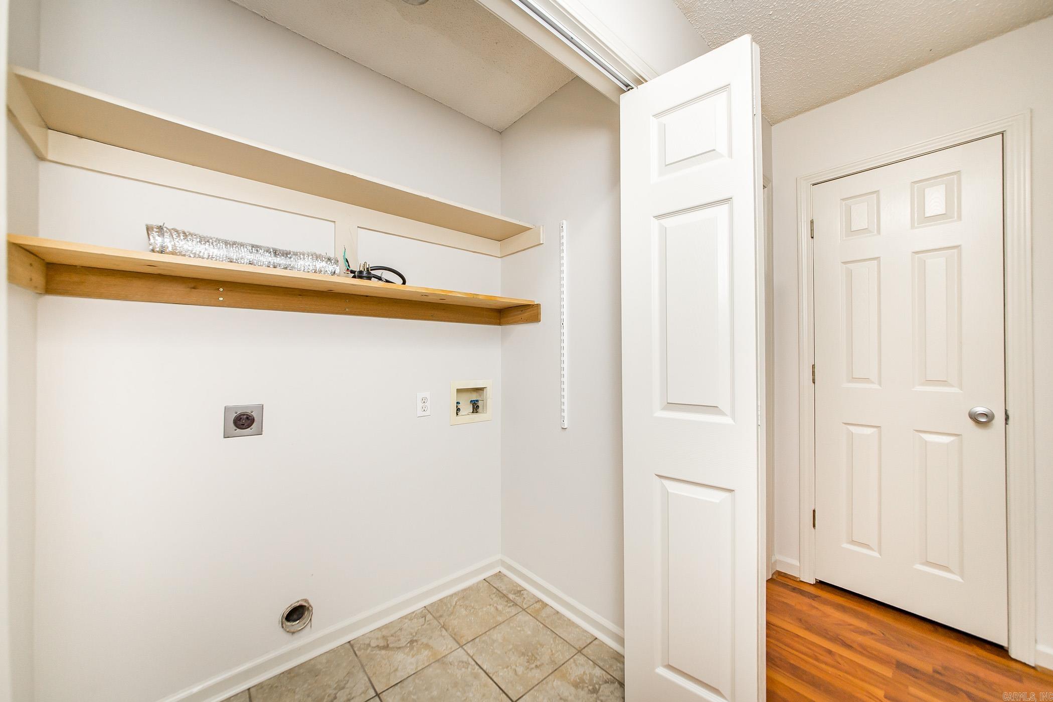 WOODBRIDGE - Residential