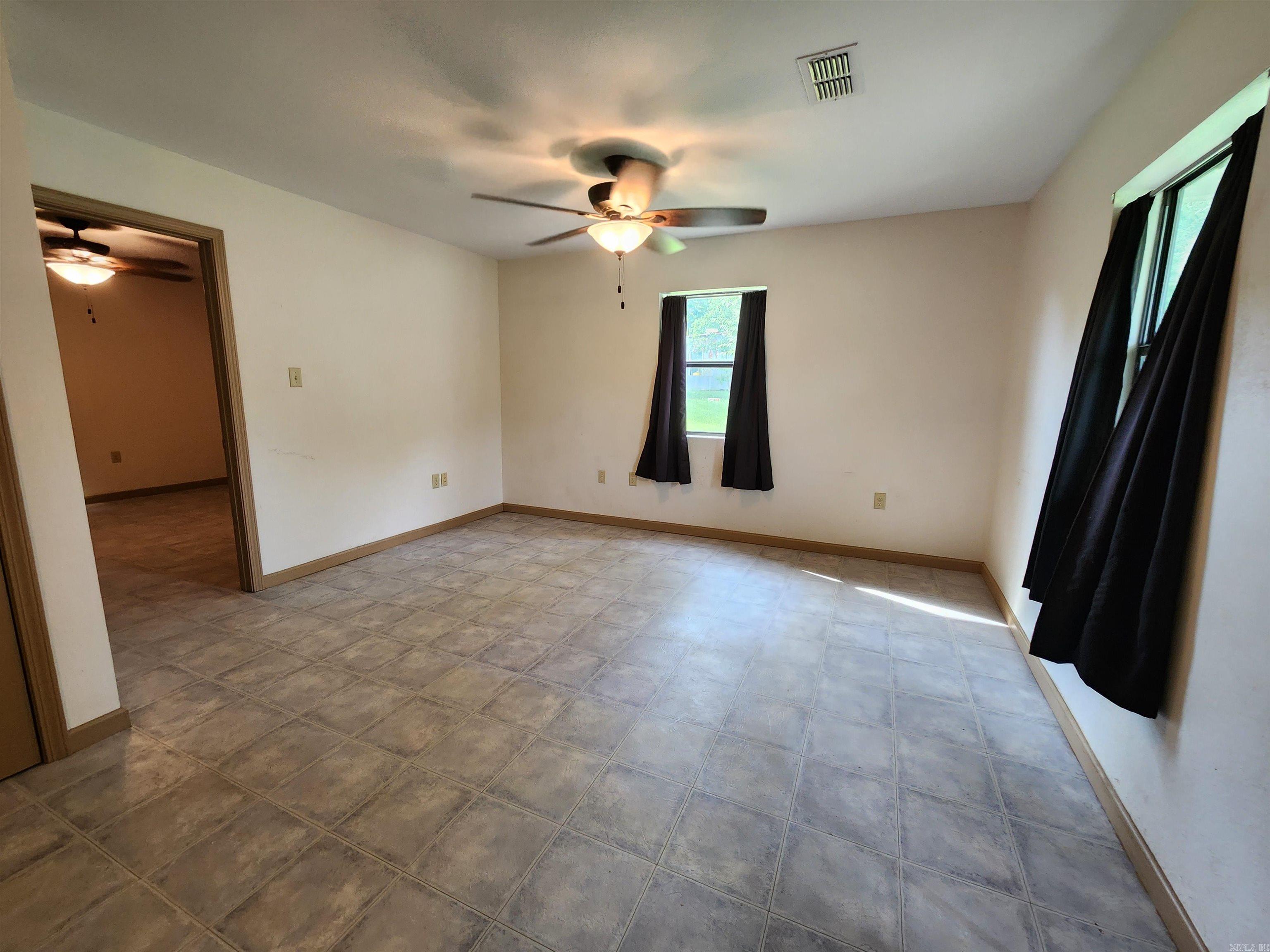 Mena Original - Residential