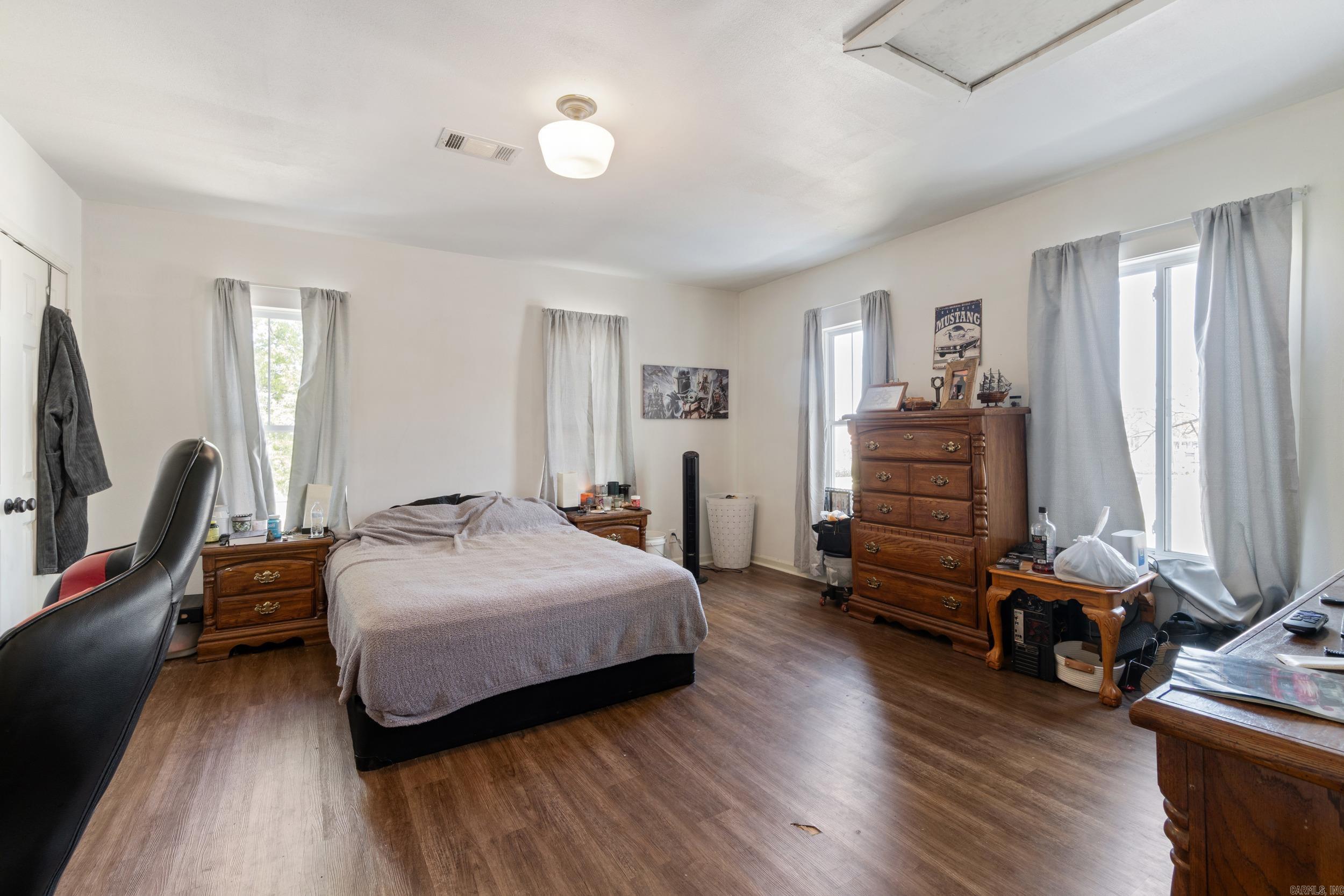 Robinsons Plat - Residential Income