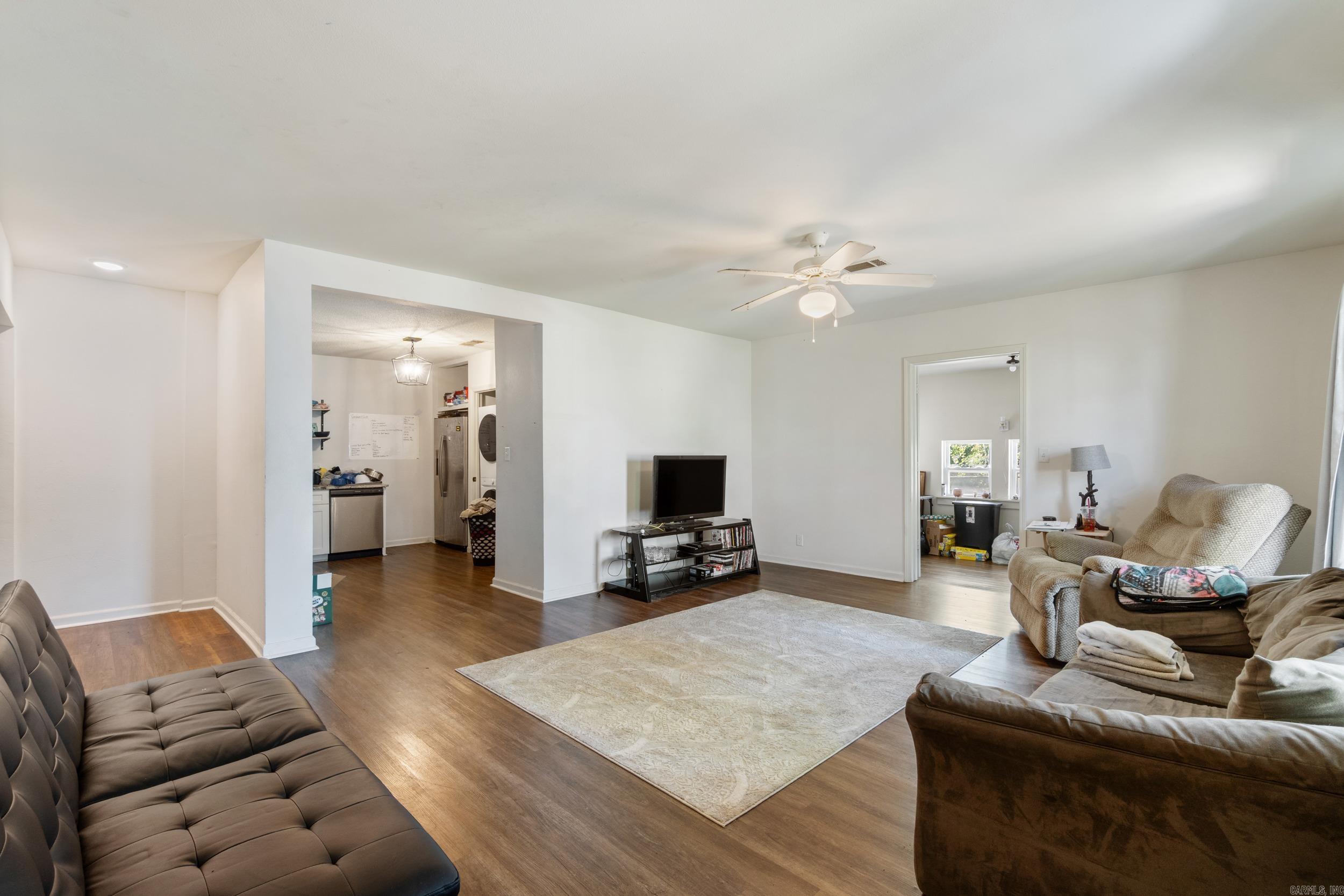 Robinsons Plat - Residential Income