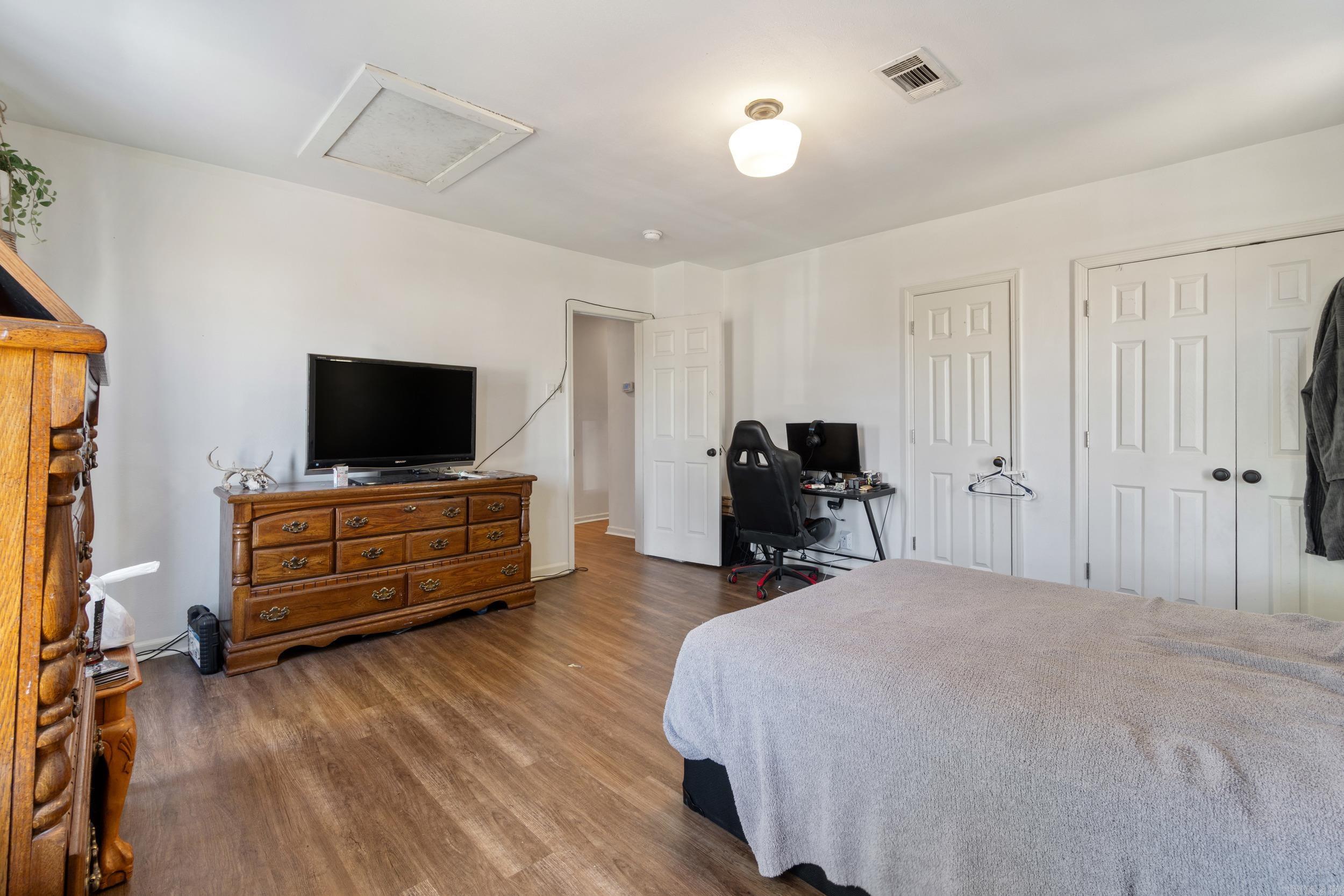 Robinsons Plat - Residential Income