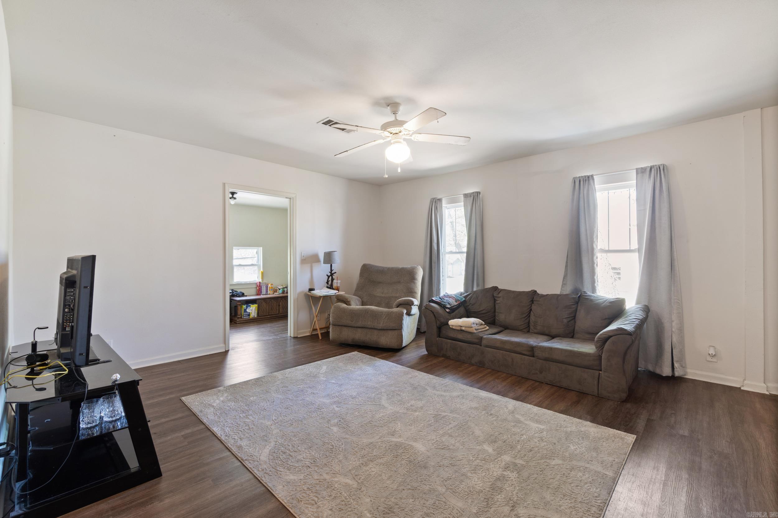 Robinsons Plat - Residential Income