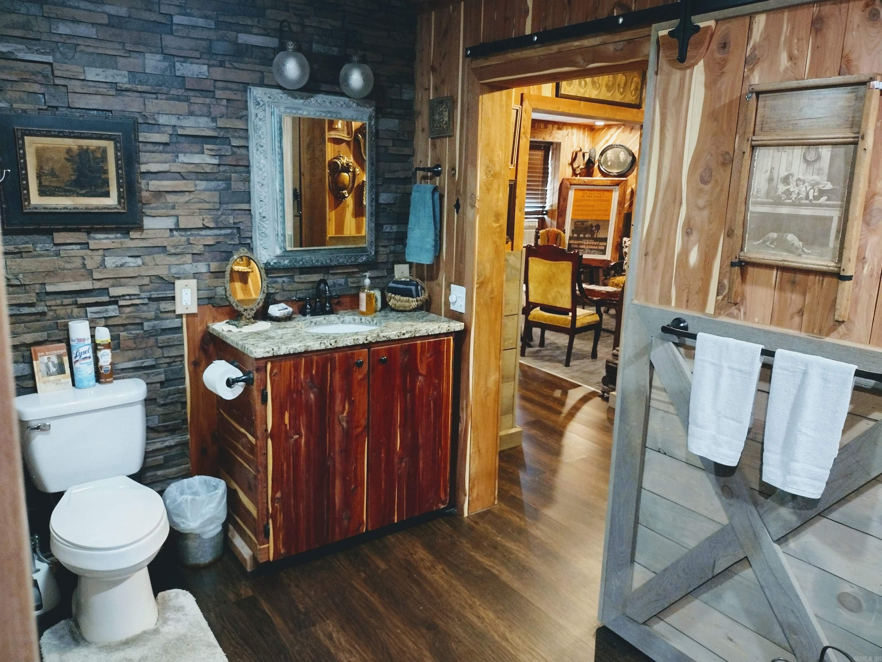 East Calico Rock - Residential