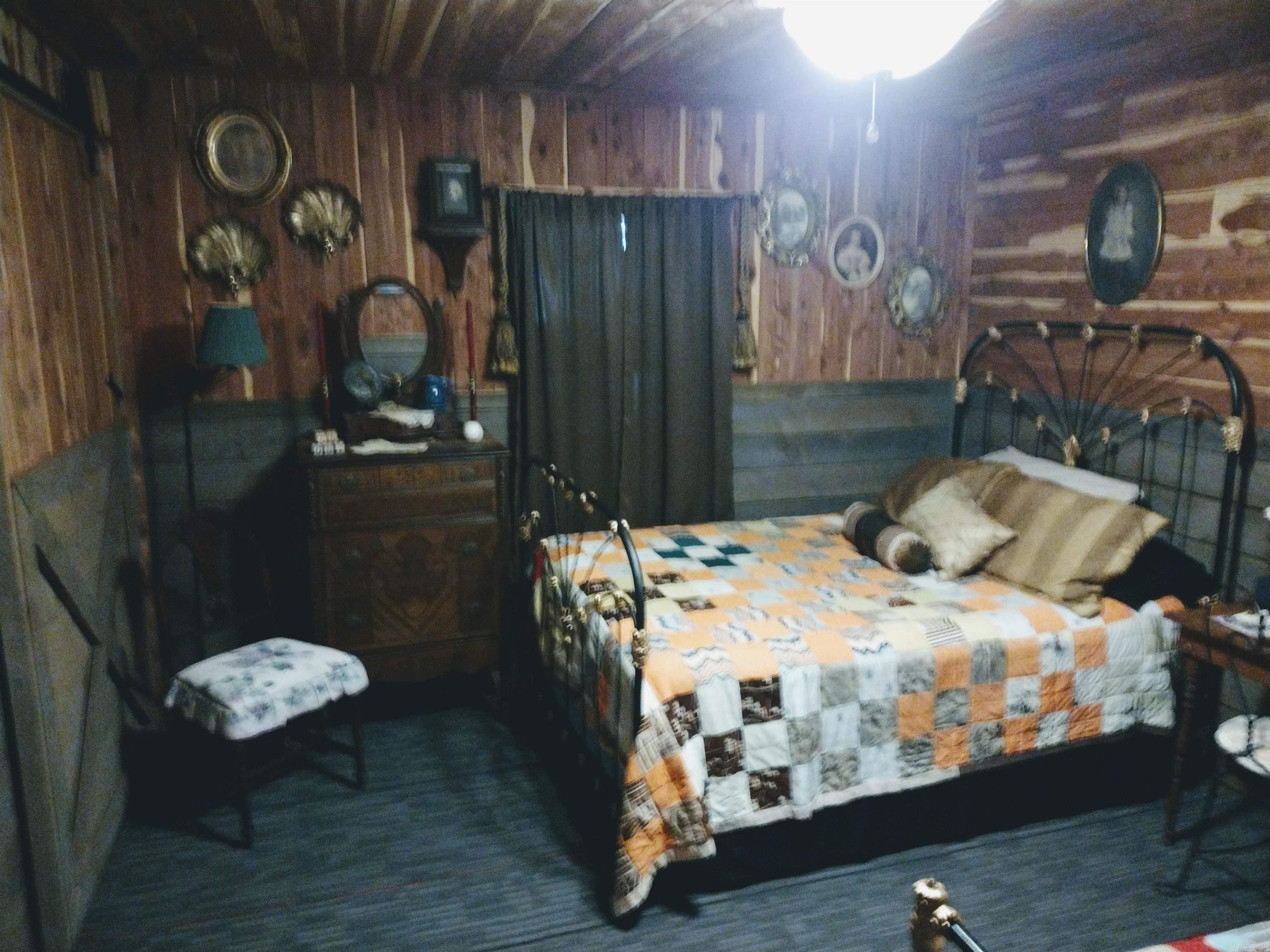 East Calico Rock - Residential