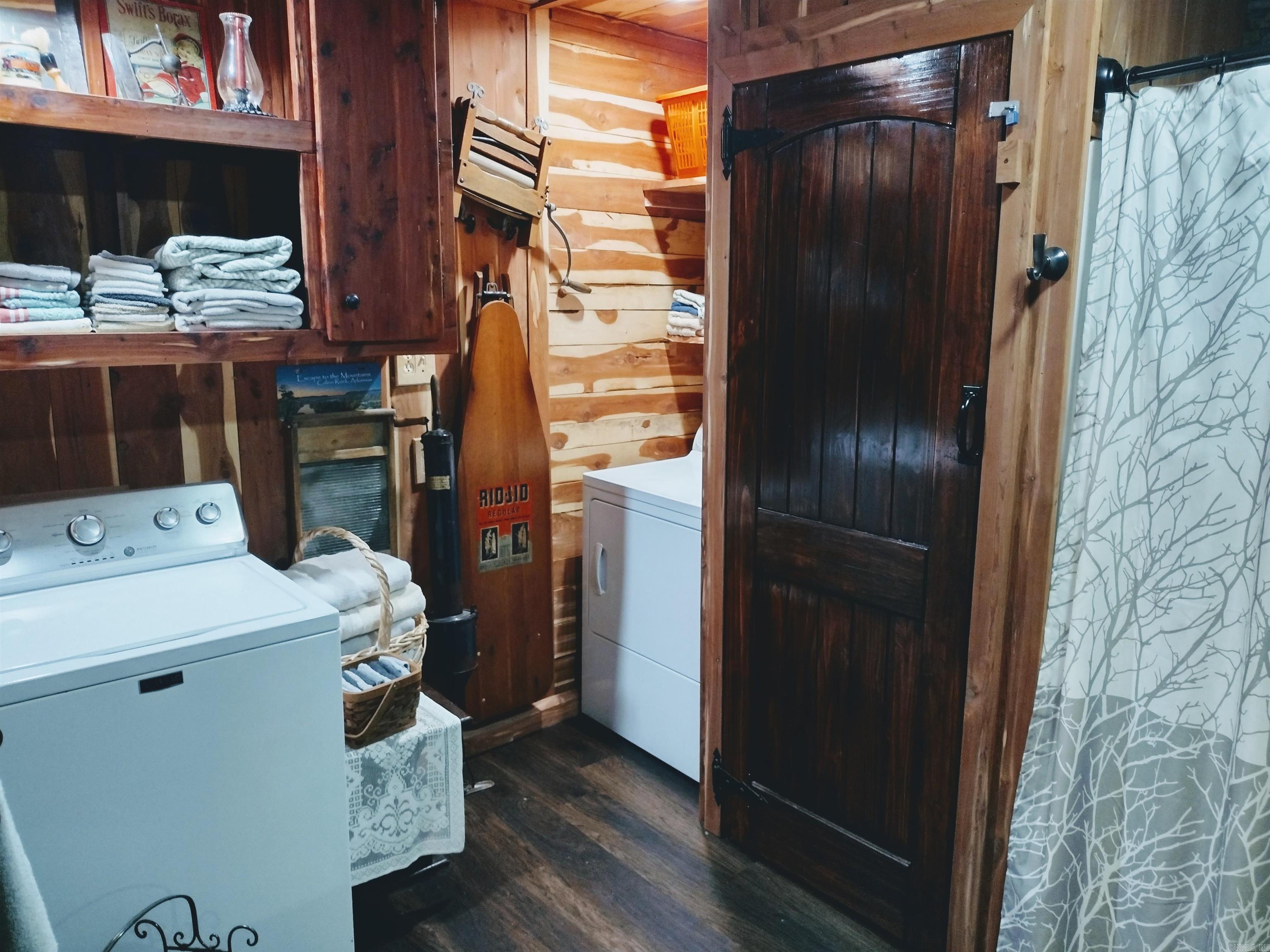 East Calico Rock - Residential