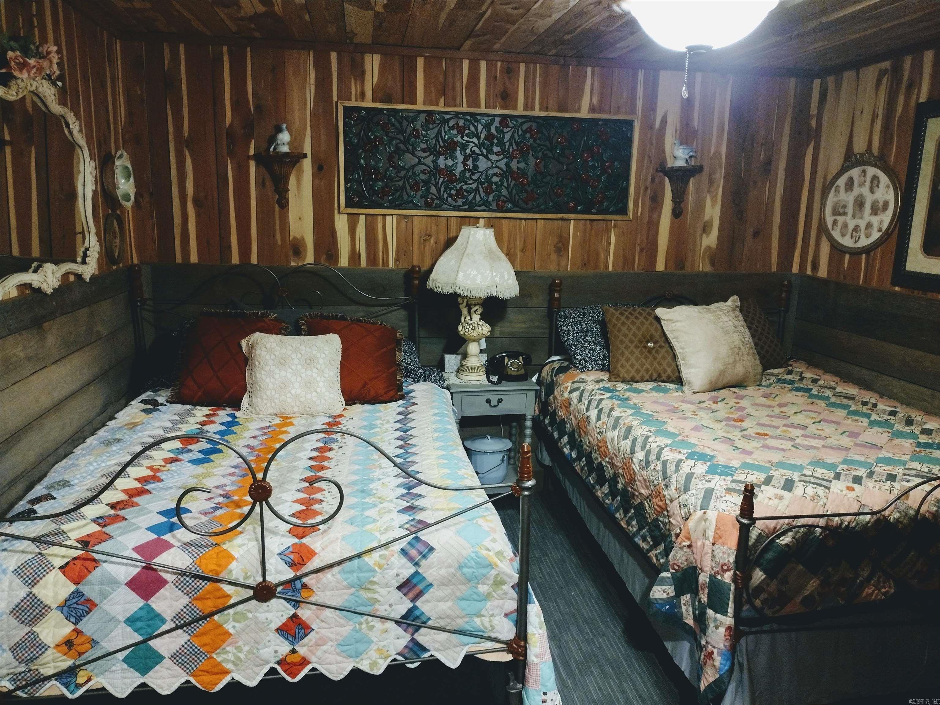 East Calico Rock - Residential