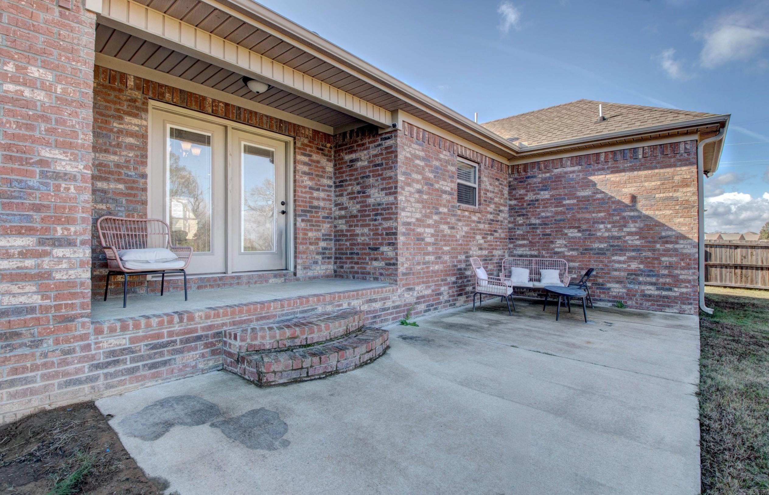 JAXON TERRACE - Residential