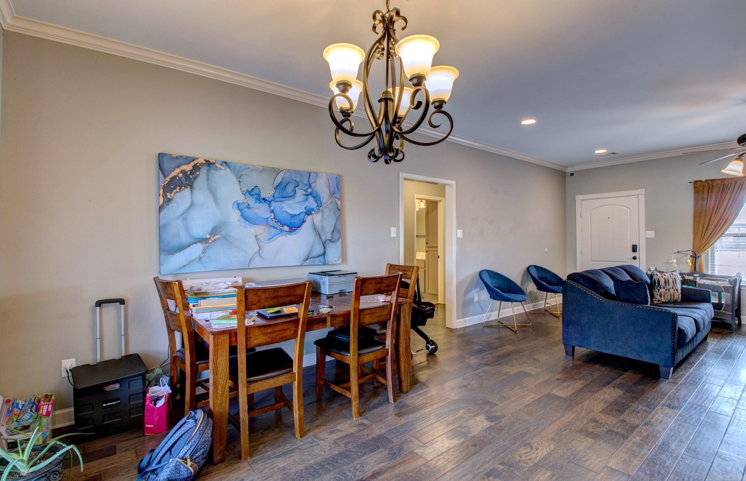 JAXON TERRACE - Residential