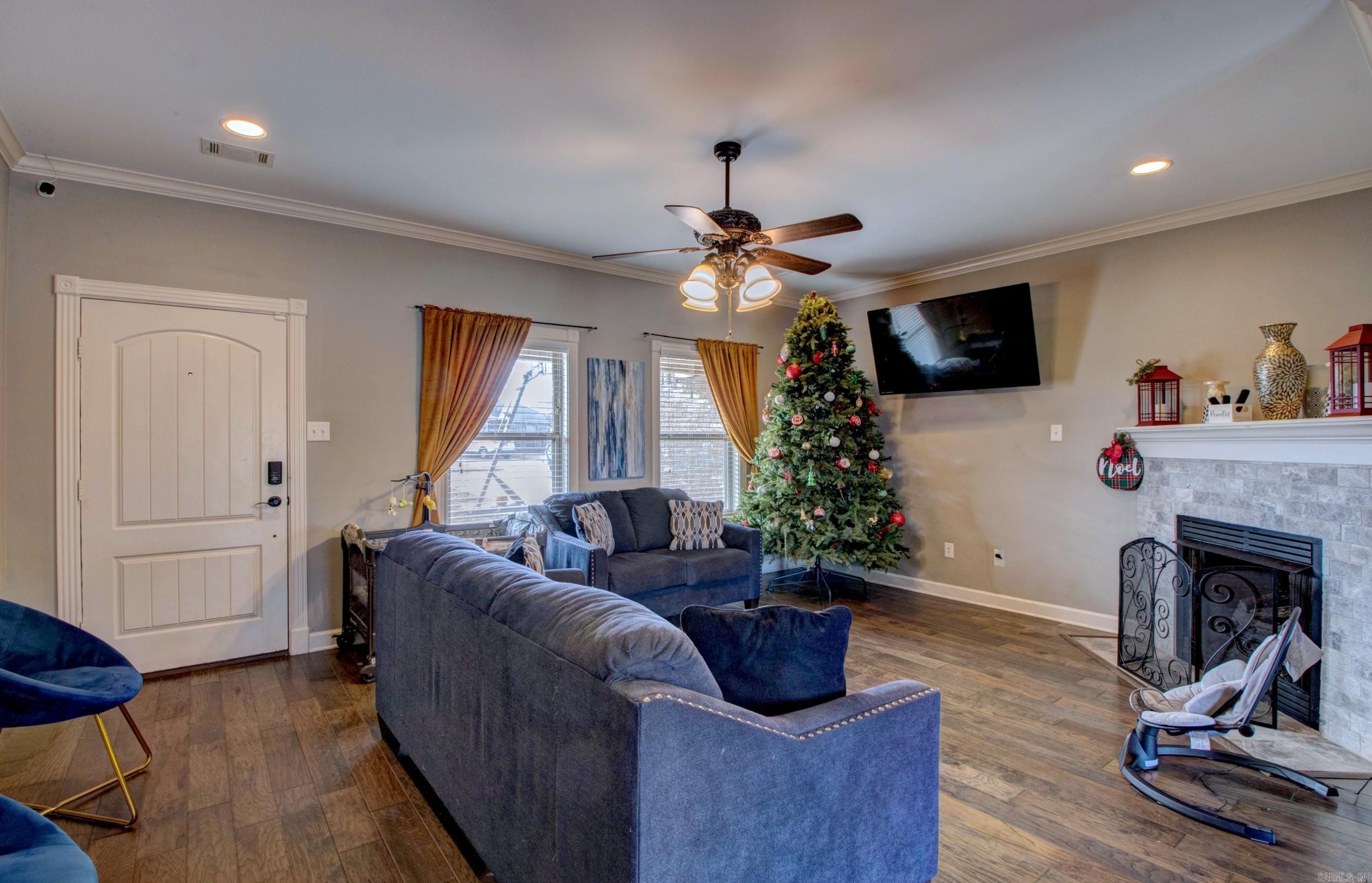 JAXON TERRACE - Residential