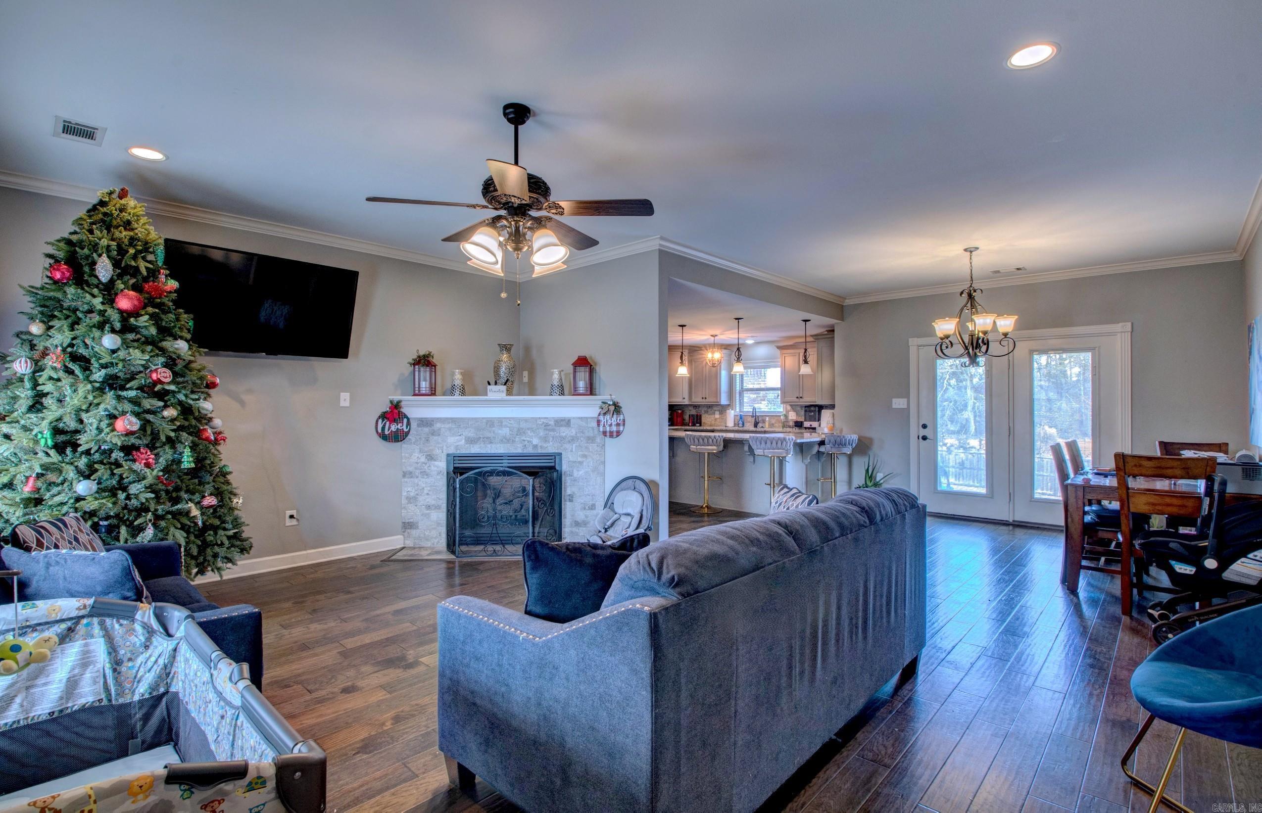 JAXON TERRACE - Residential