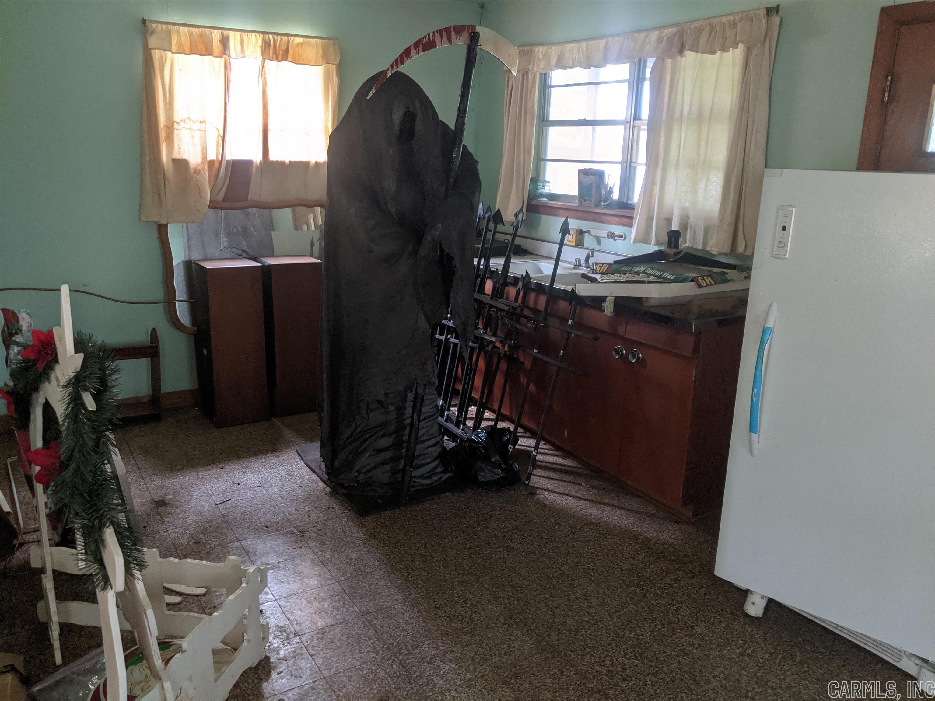 EZELLS - Residential