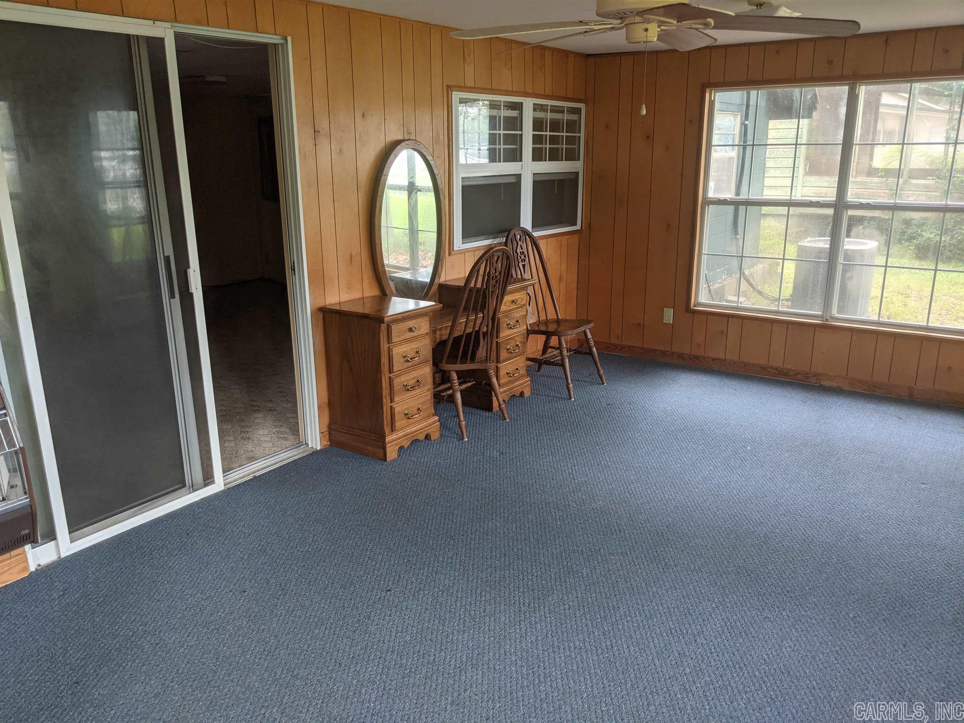 EZELLS - Residential