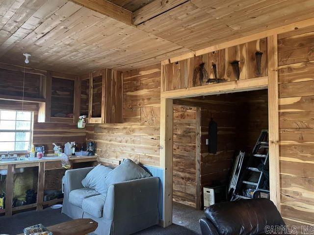 Metes & Bounds - Land