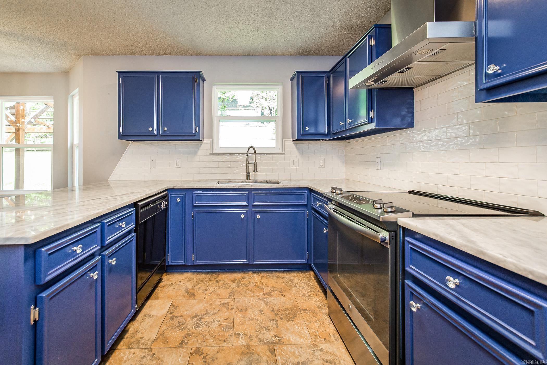 SHADOW RIDGE ADDN - Residential