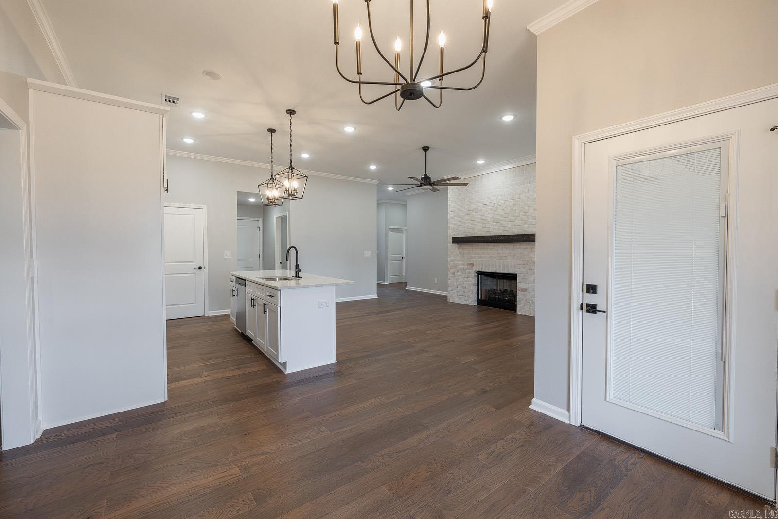 Hawks Point - Residential