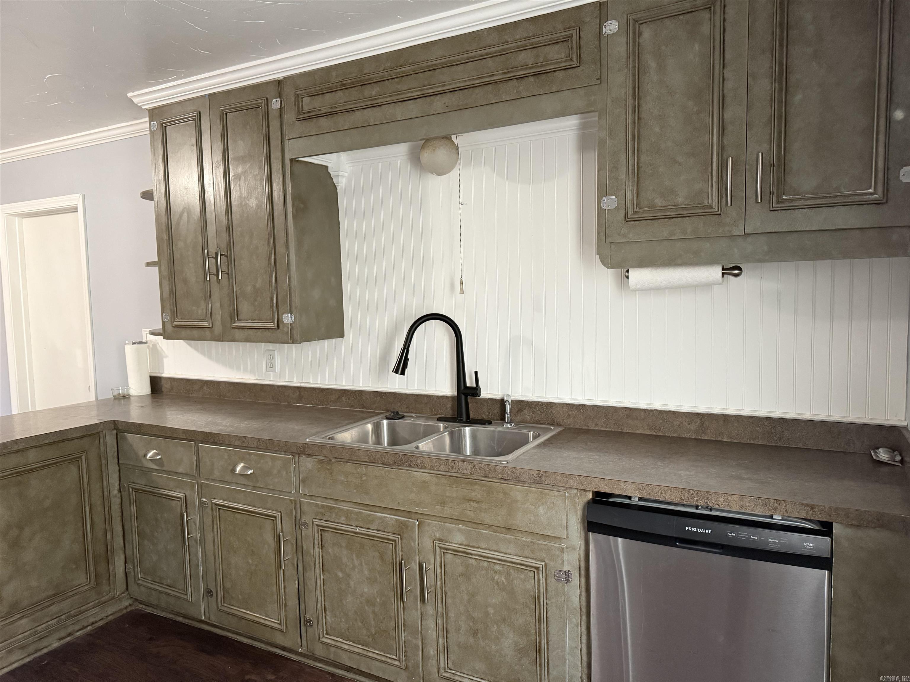 THROGMORTON - Residential