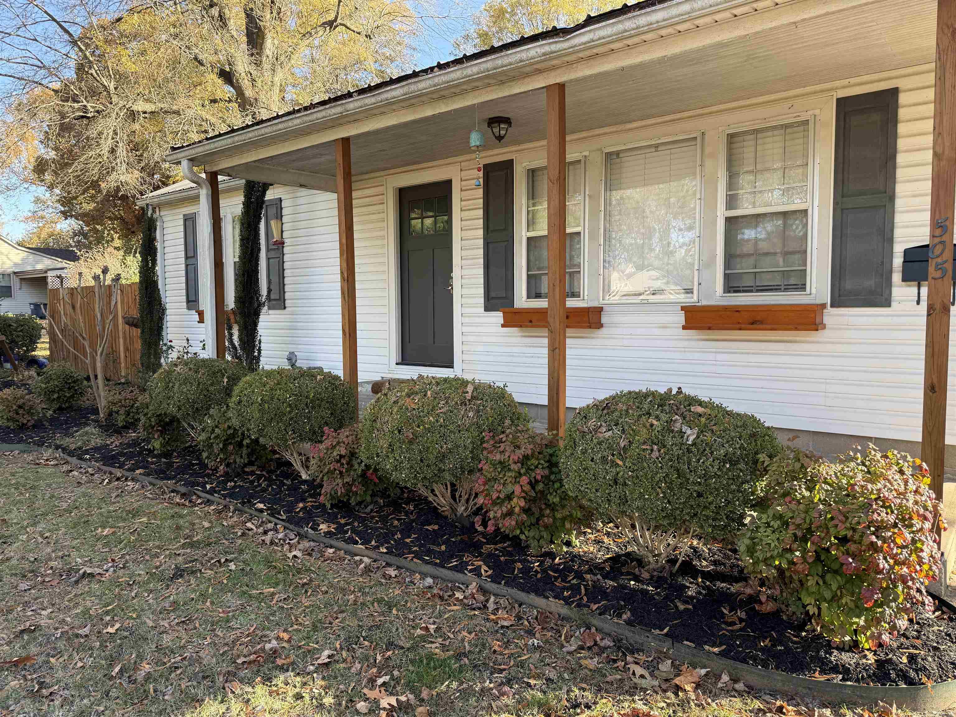 THROGMORTON - Residential