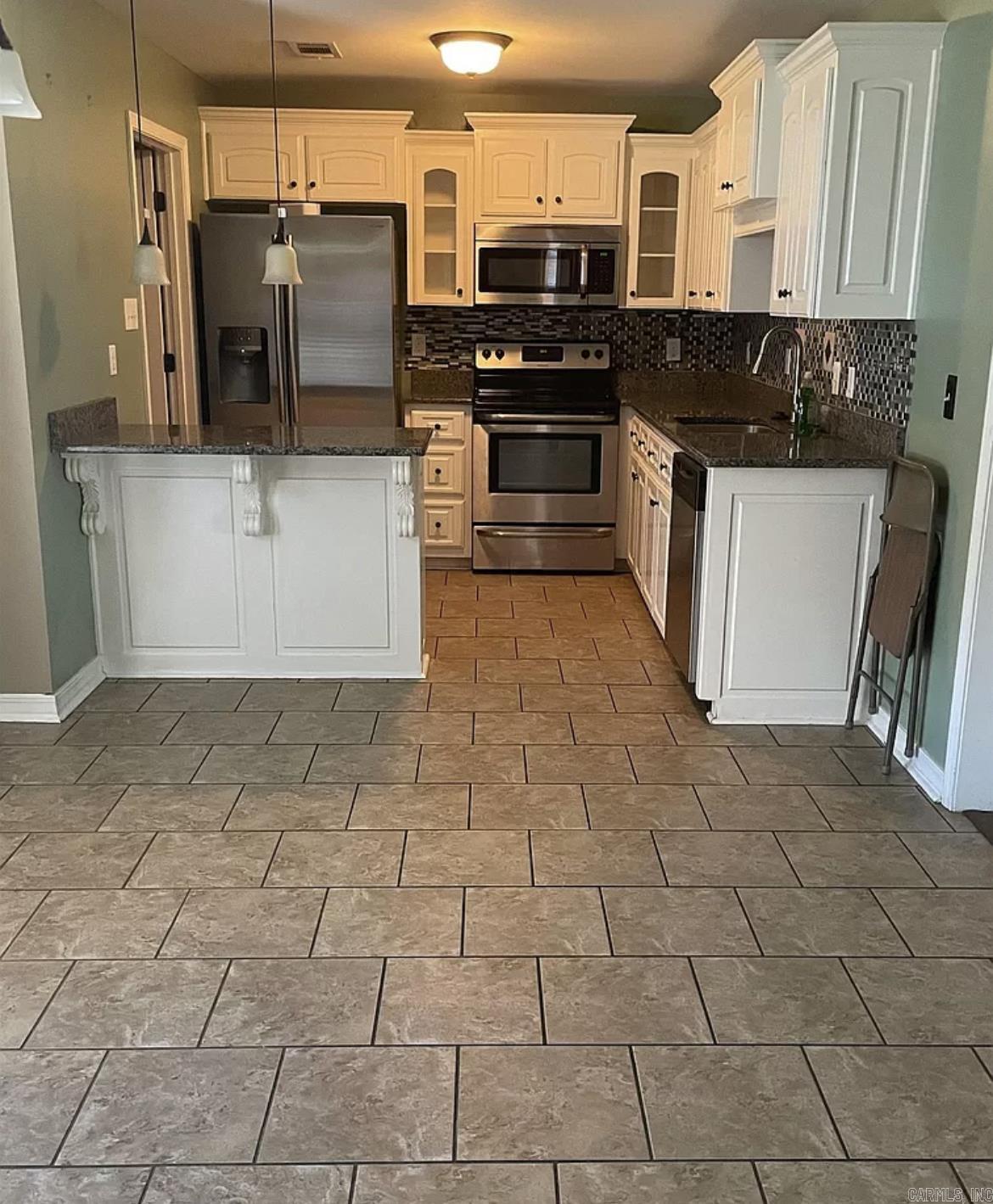 TRAMMEL ESTATES - Residential