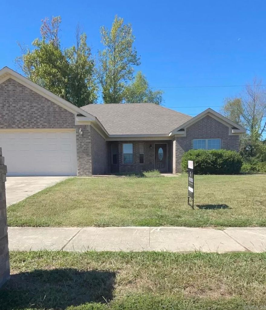 Beautiful 3 Bedroom 2 Full Bath Corner Lot Home Located in Trammel Estates.   This brick home is gated on a corner lot an absolute must see. Super Convenient and Very close to the interstate with tons of dining and shopping.   New Carpet Recently Installed   His and Hers separate closets in the master bathroom  The city that governs this home is SHERWOOD. The mailing address for this property is NORTH LITTLE ROCK because of ZIP Code placement.  Sherwood School District  Call Today to Schedule Your Showing  Property is Sold As Is