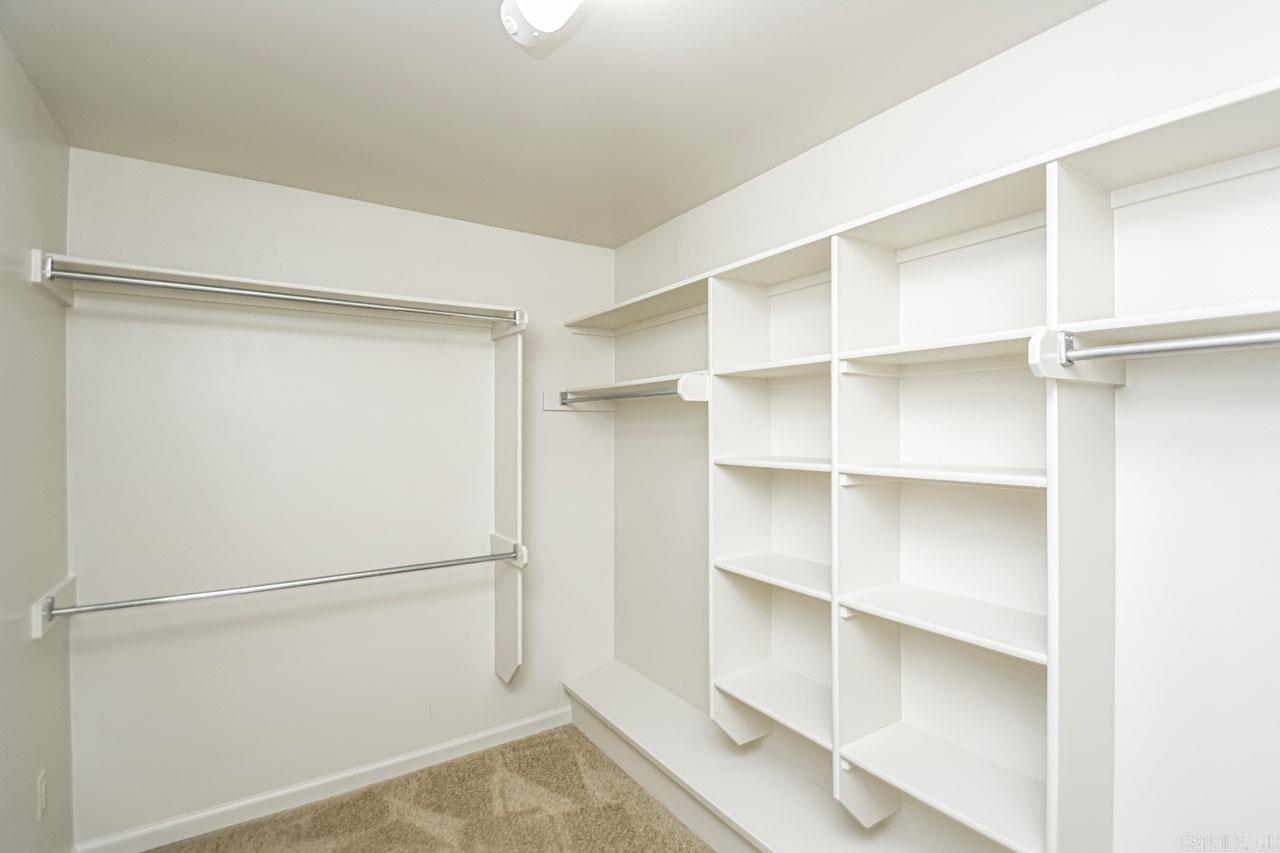 Capital Lakes - Residential