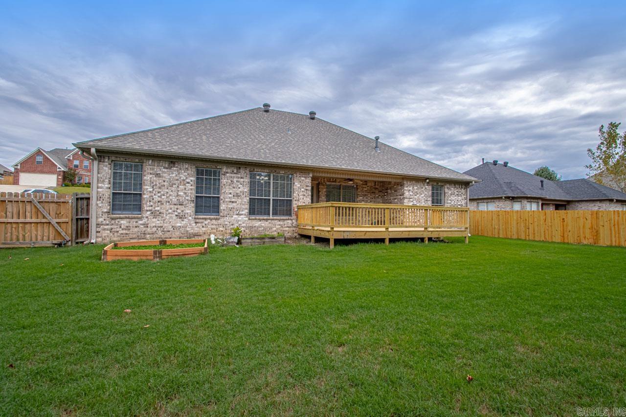 Capital Lakes - Residential