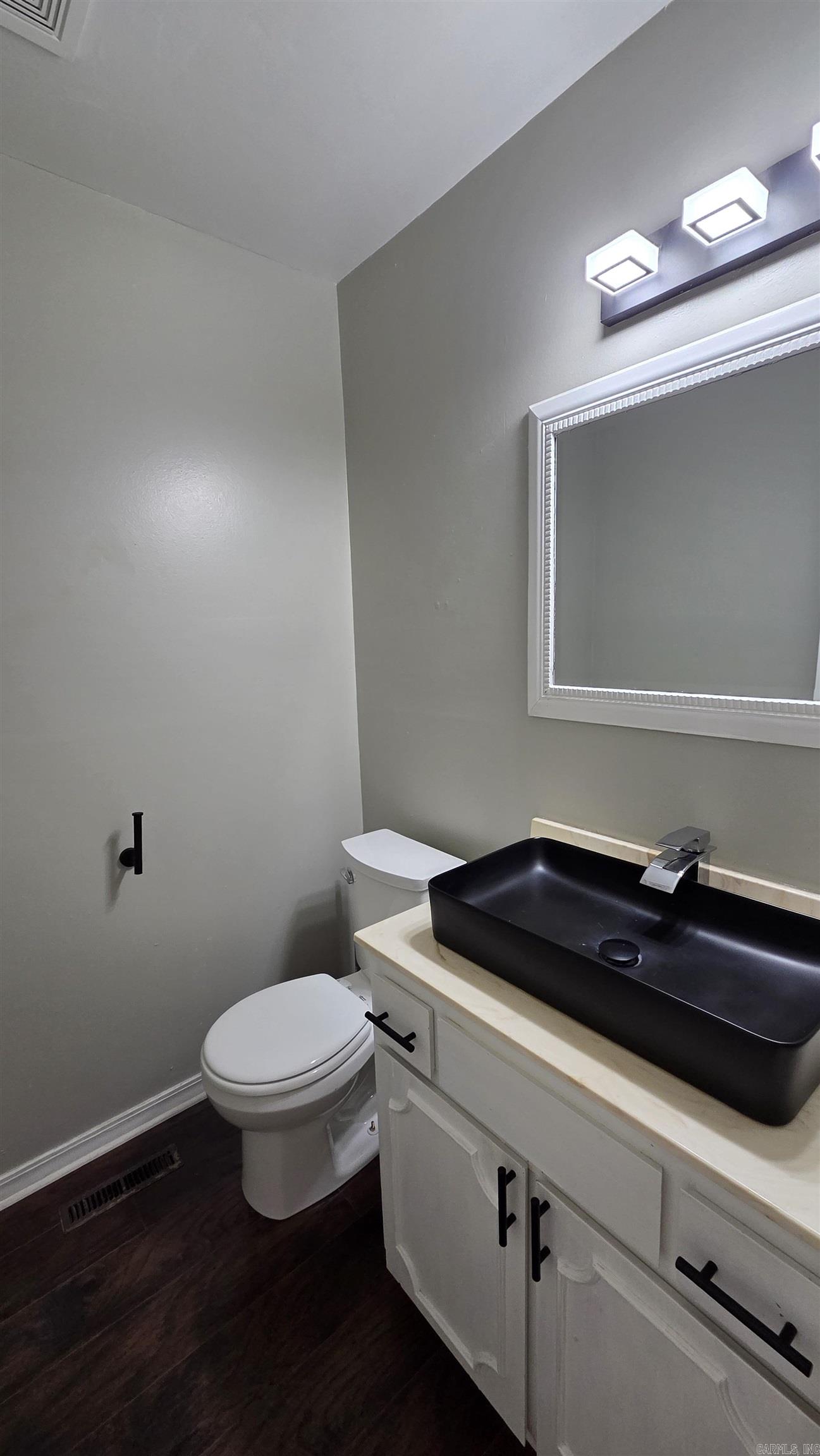 CHELSEA GLADES - Residential