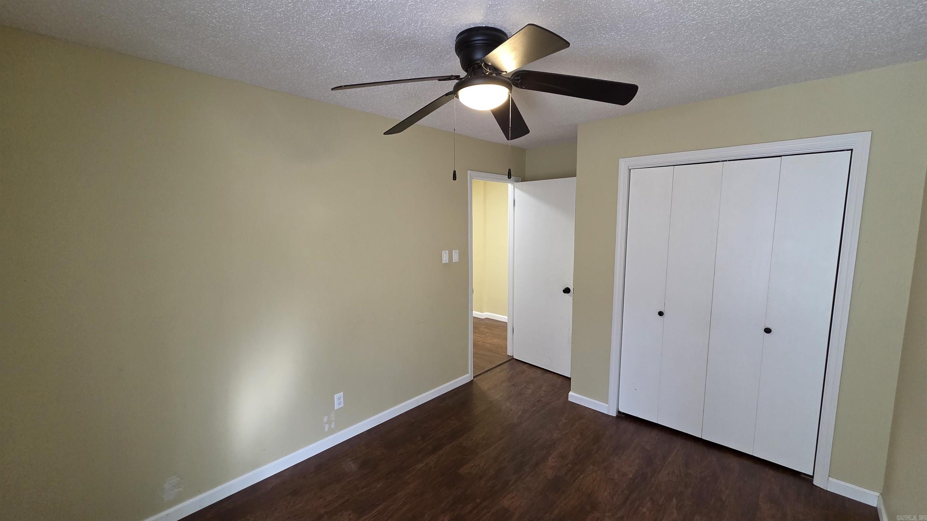 CHELSEA GLADES - Residential