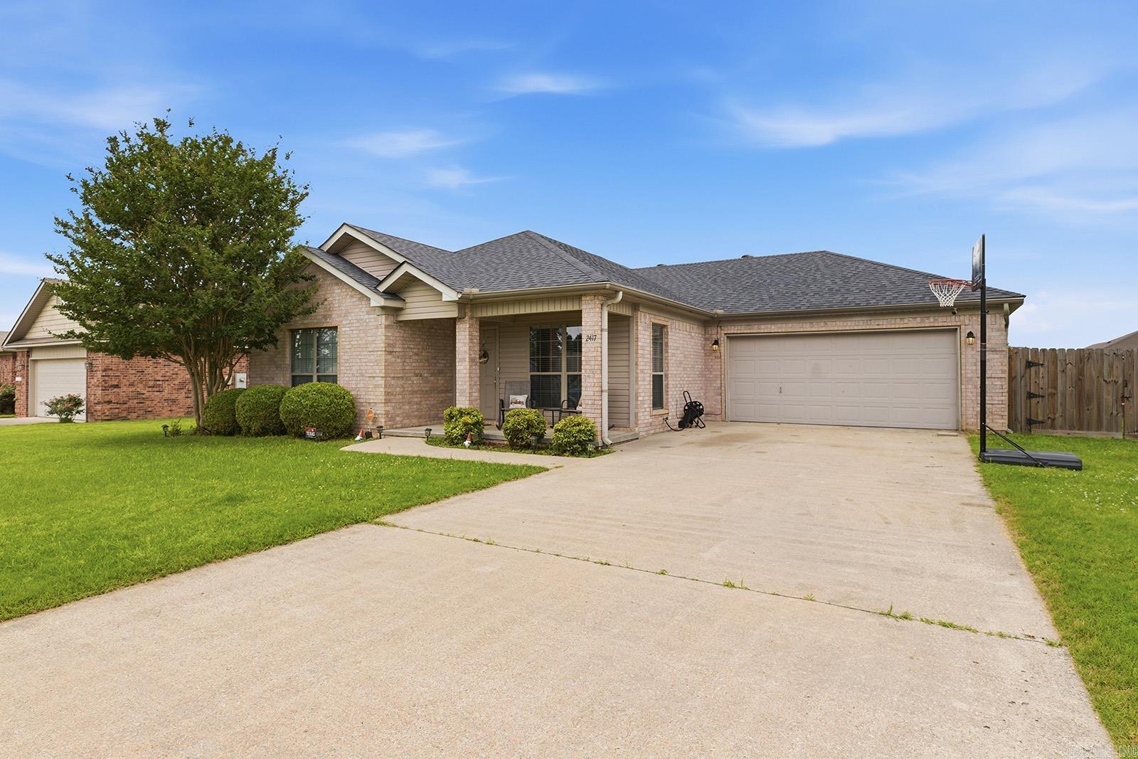 STONEHENGE PLACE - Residential
