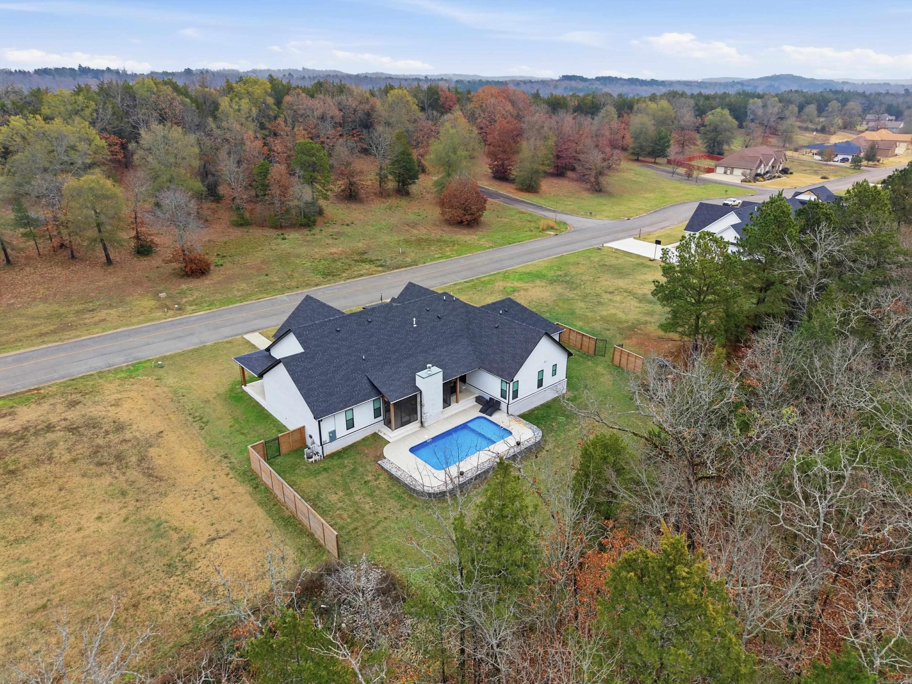 HIDDEN VALLEY - Residential