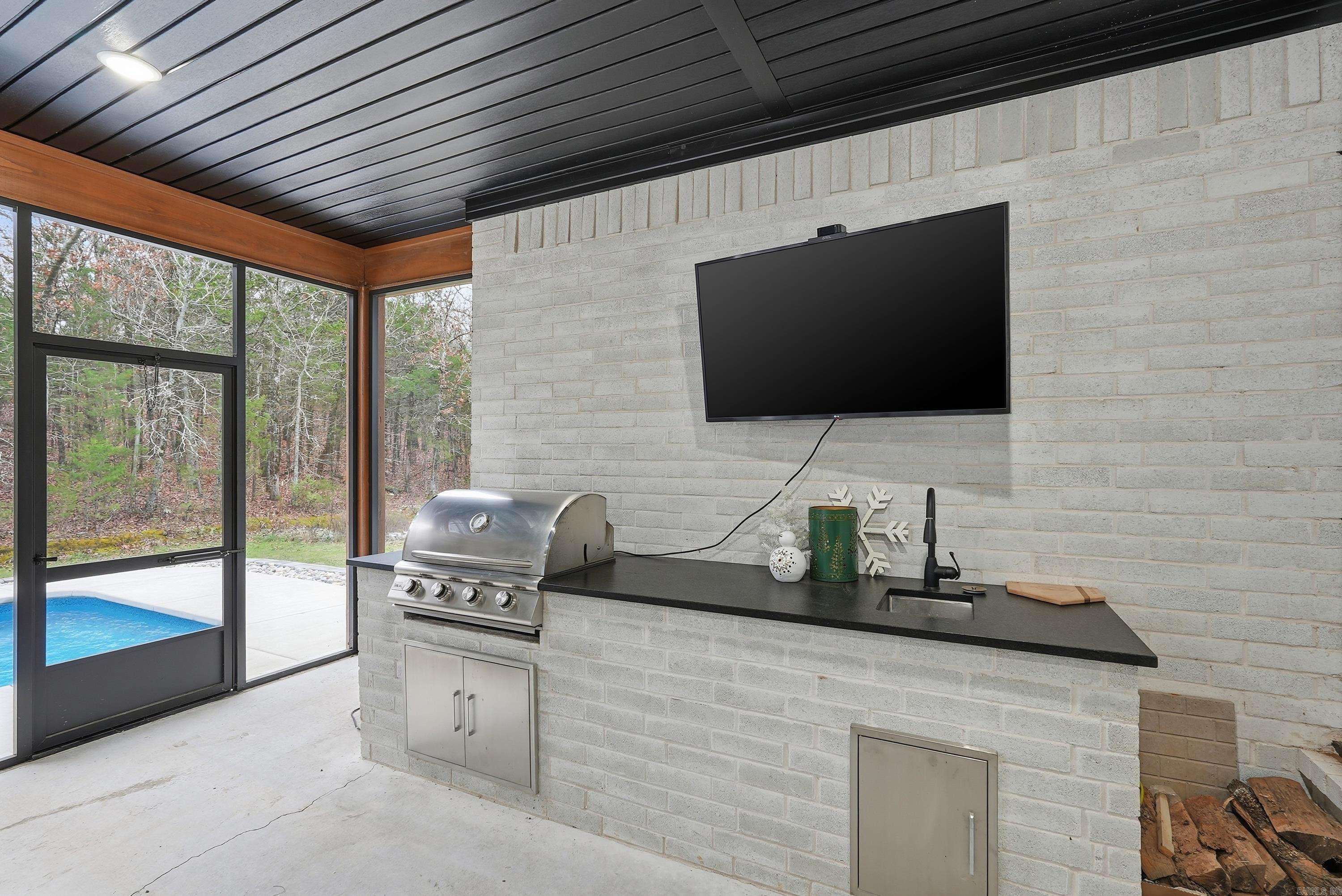 HIDDEN VALLEY - Residential