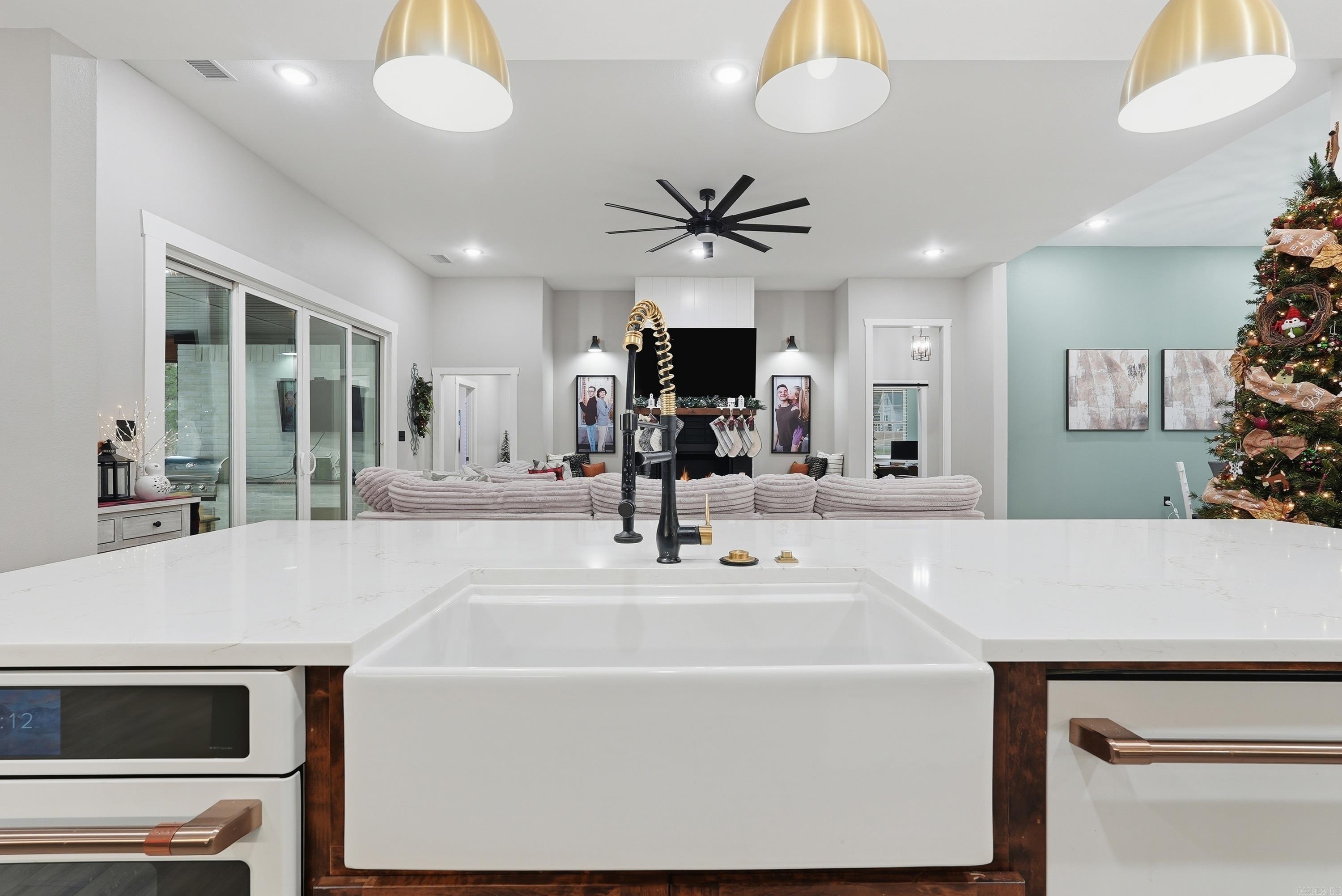 HIDDEN VALLEY - Residential