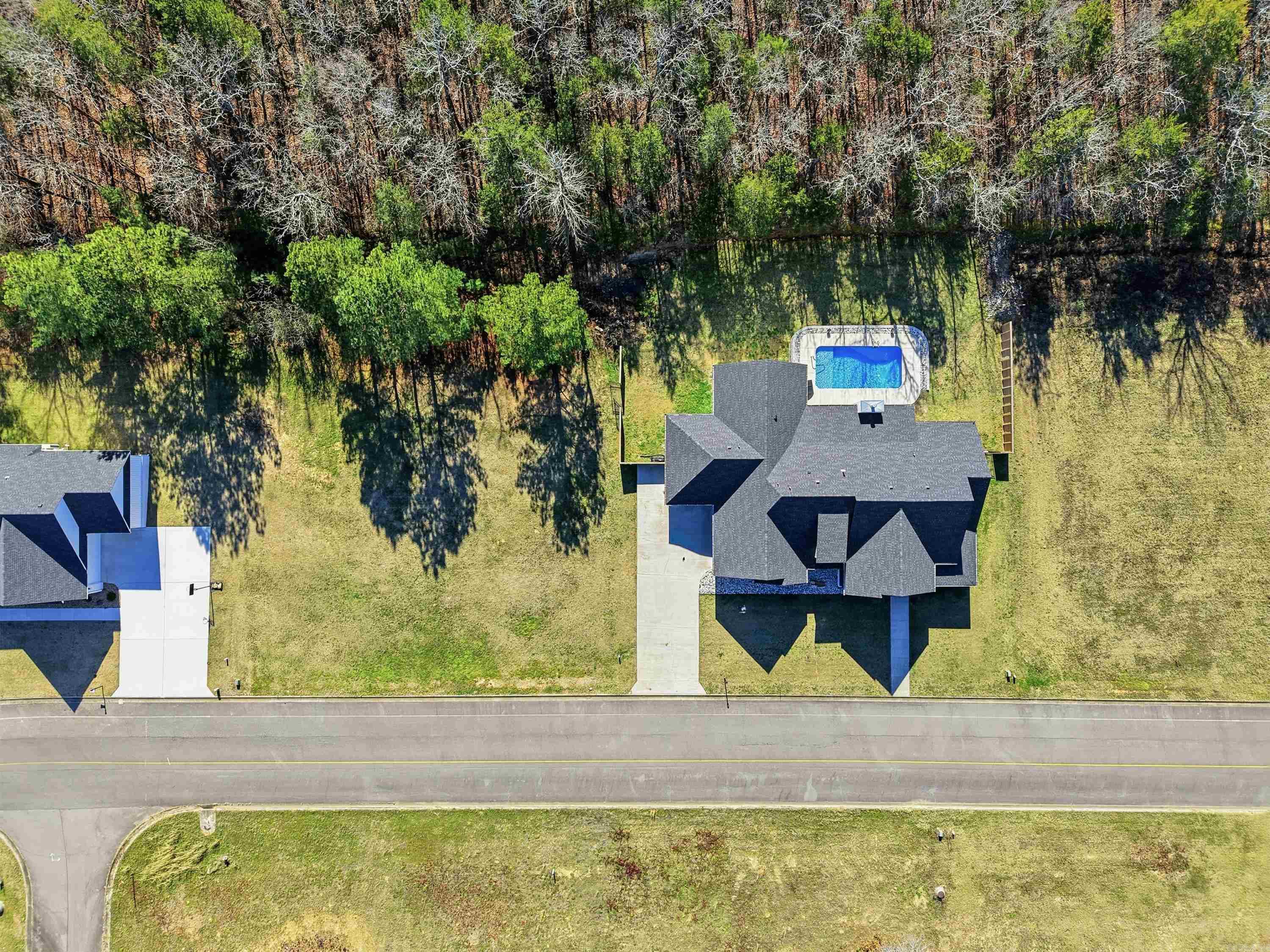 HIDDEN VALLEY - Residential