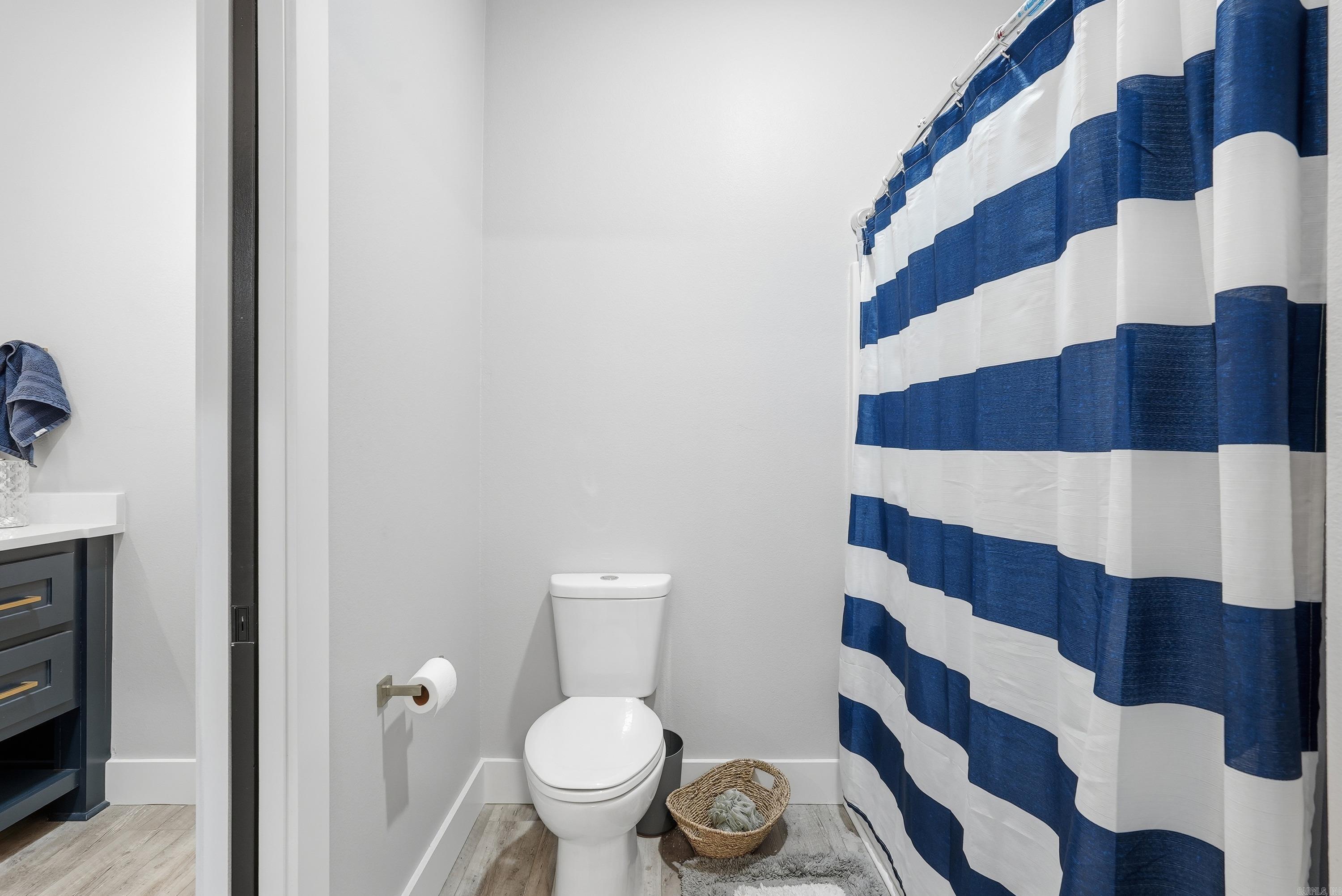 HIDDEN VALLEY - Residential