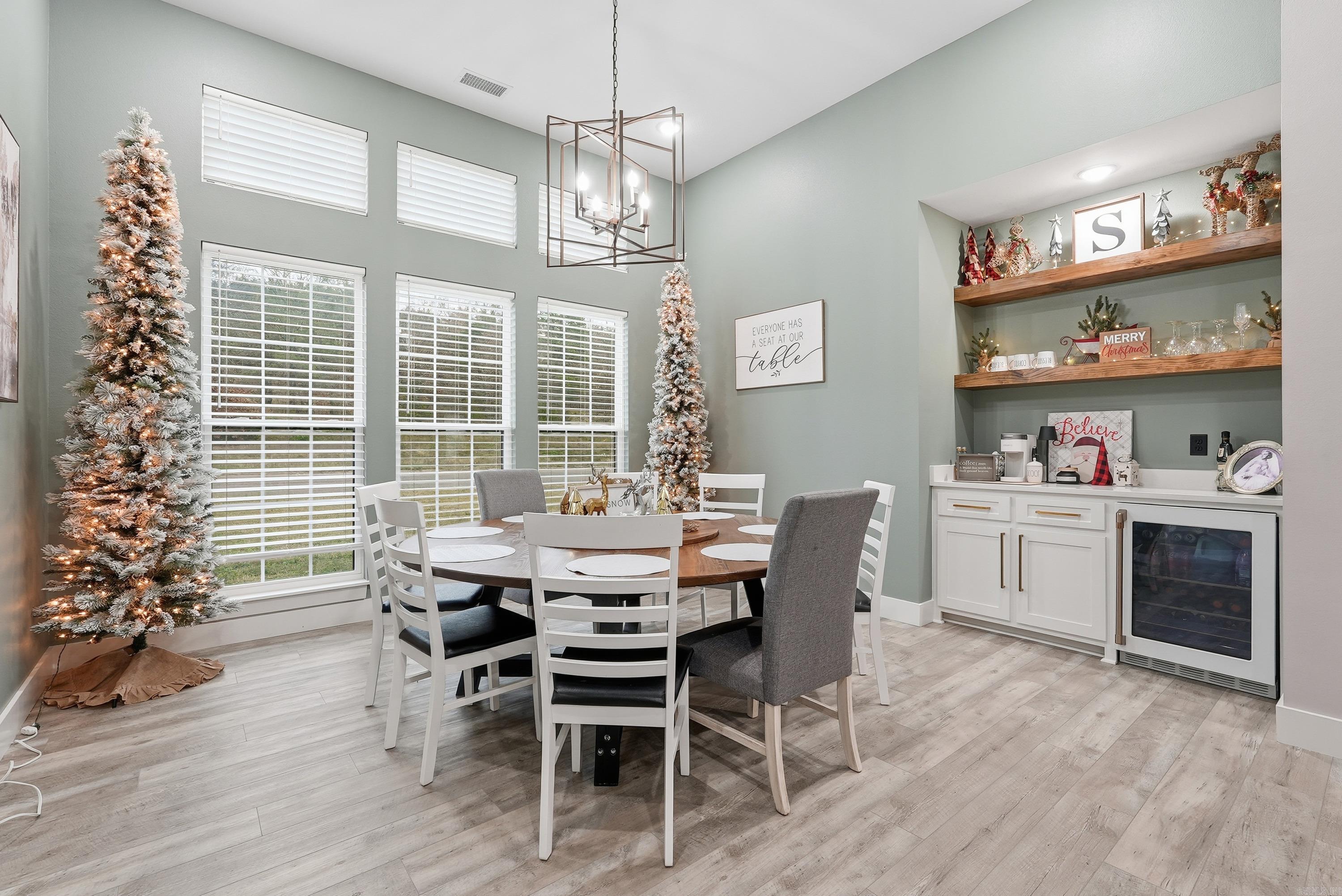 HIDDEN VALLEY - Residential