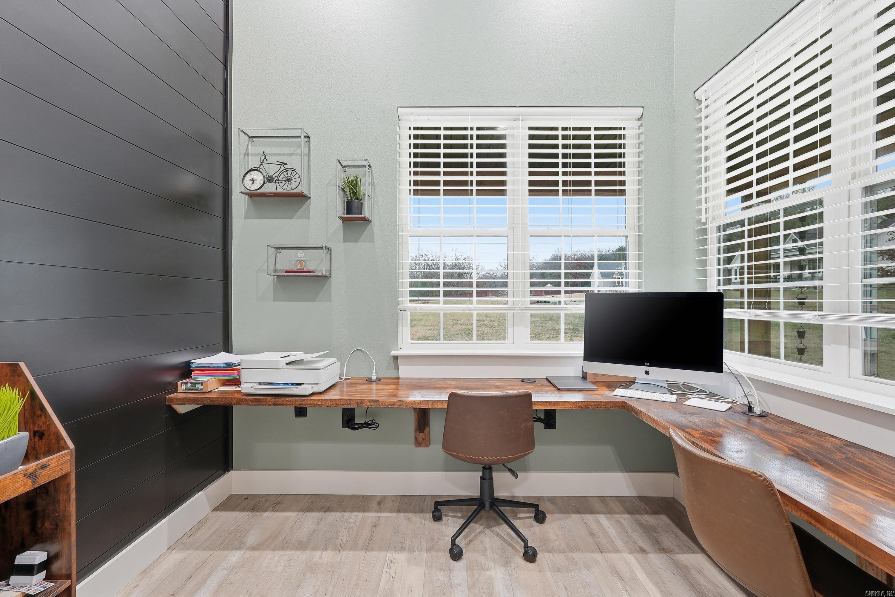 HIDDEN VALLEY - Residential