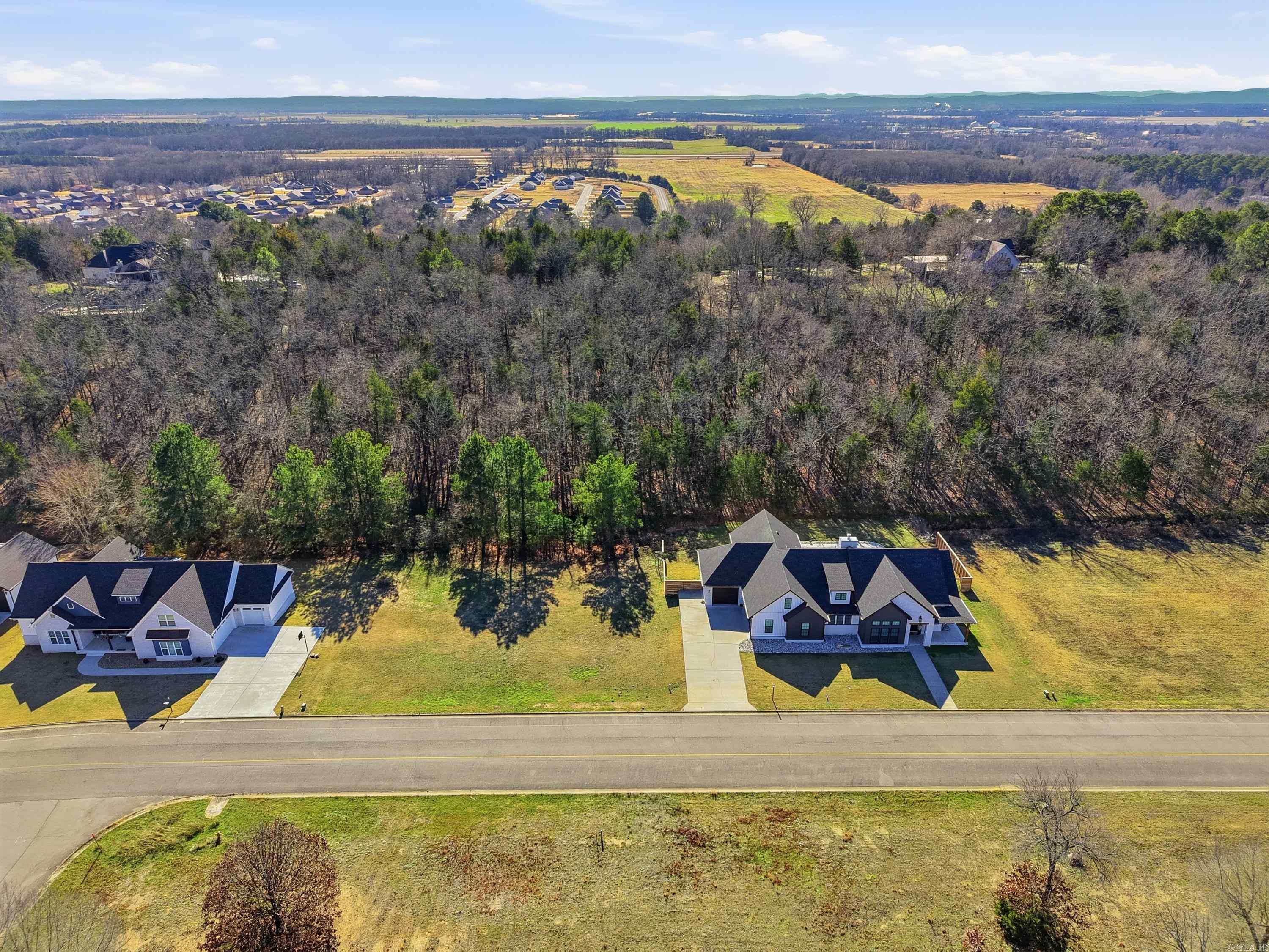 HIDDEN VALLEY - Residential