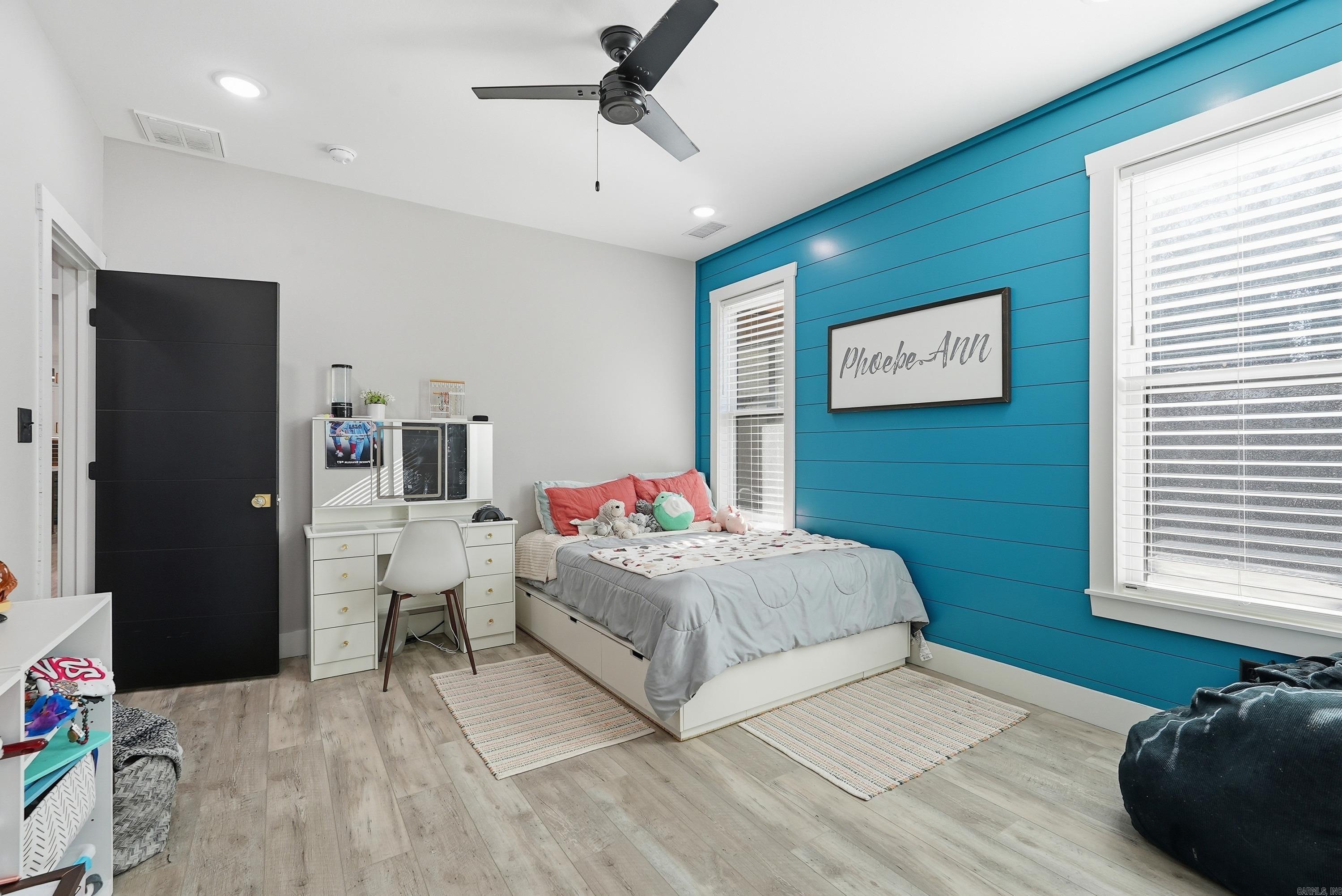 HIDDEN VALLEY - Residential