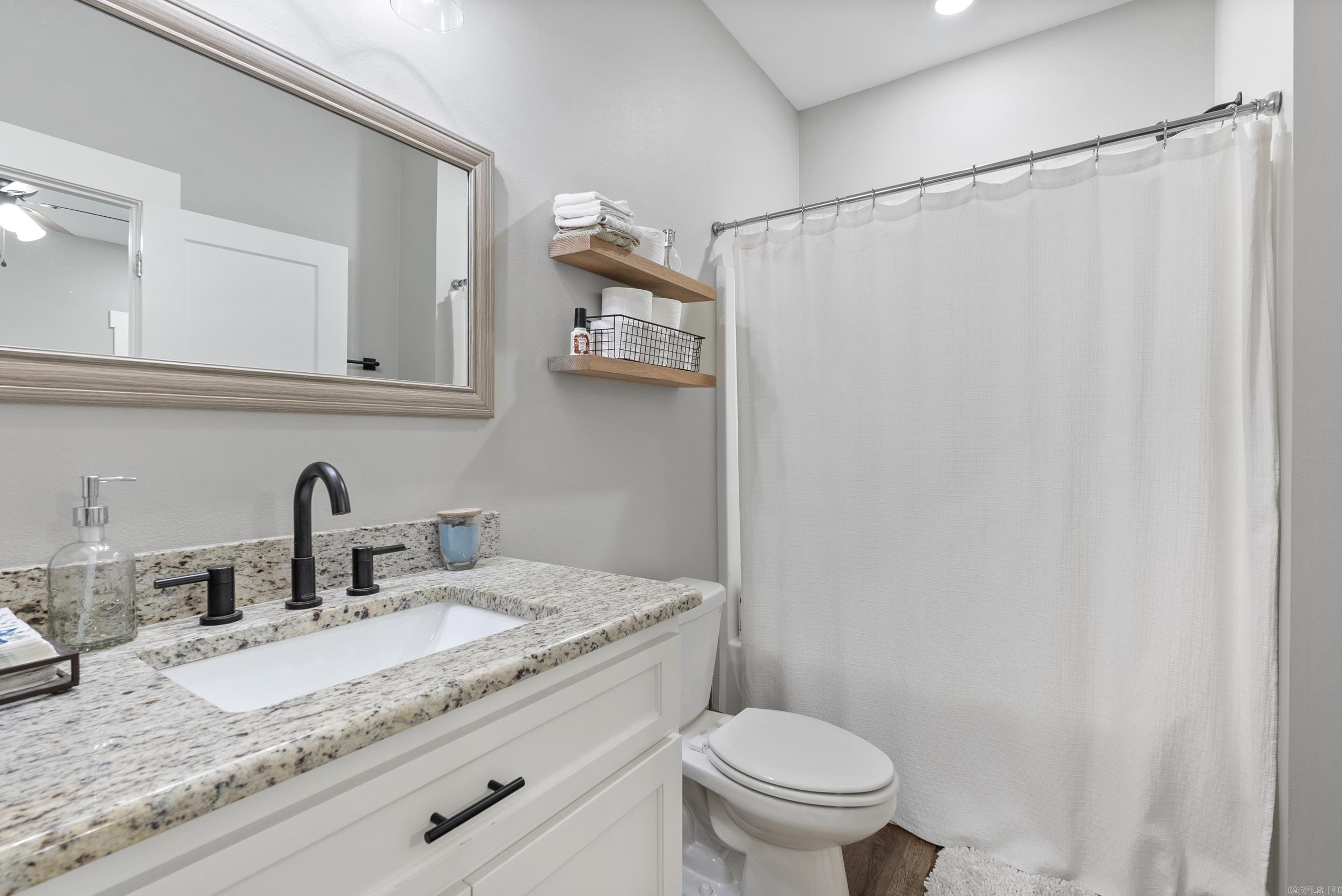 COYOTE RIDGE - Residential