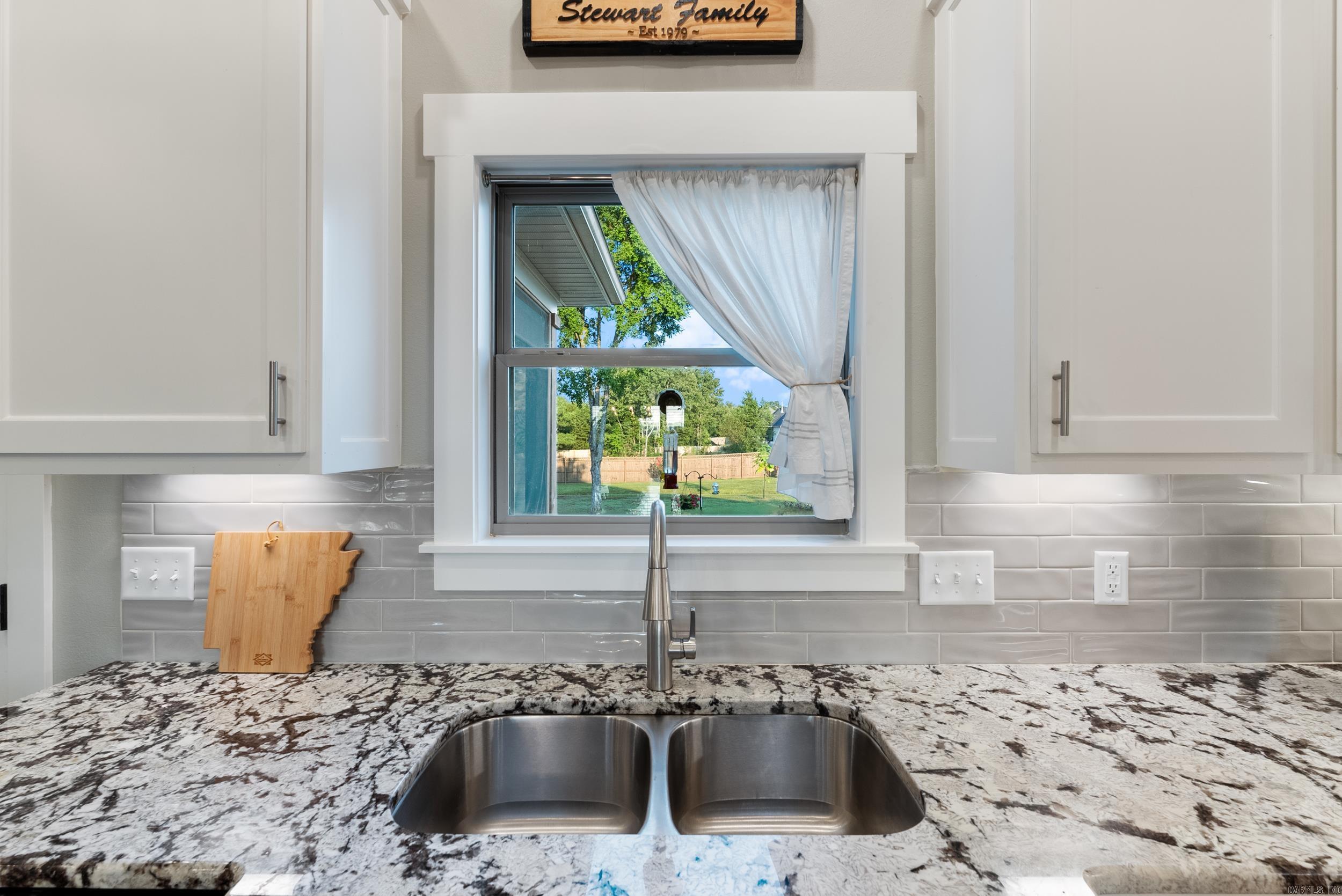 COYOTE RIDGE - Residential